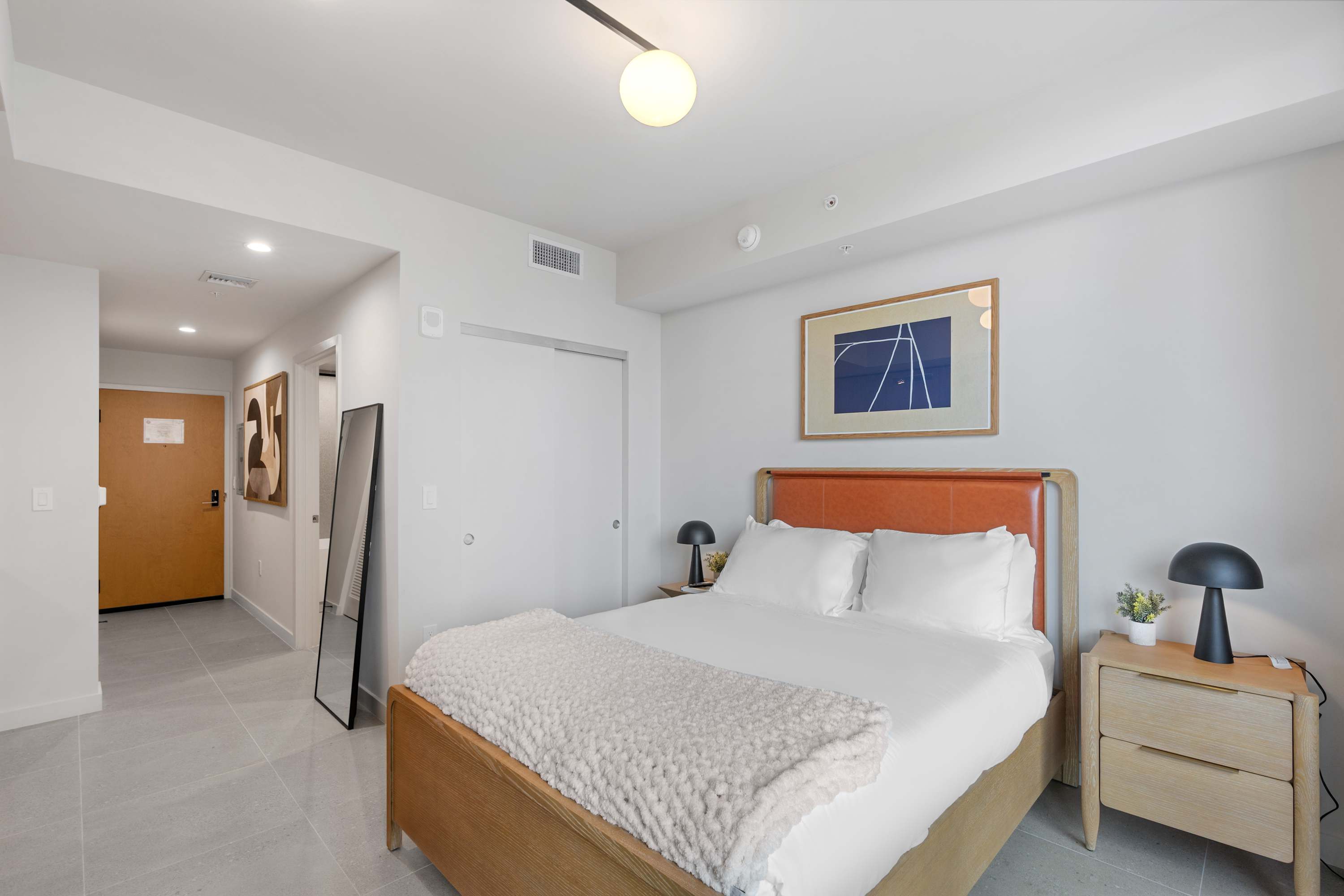 2BR Condo | FIFA Fan Fest | Free Parking