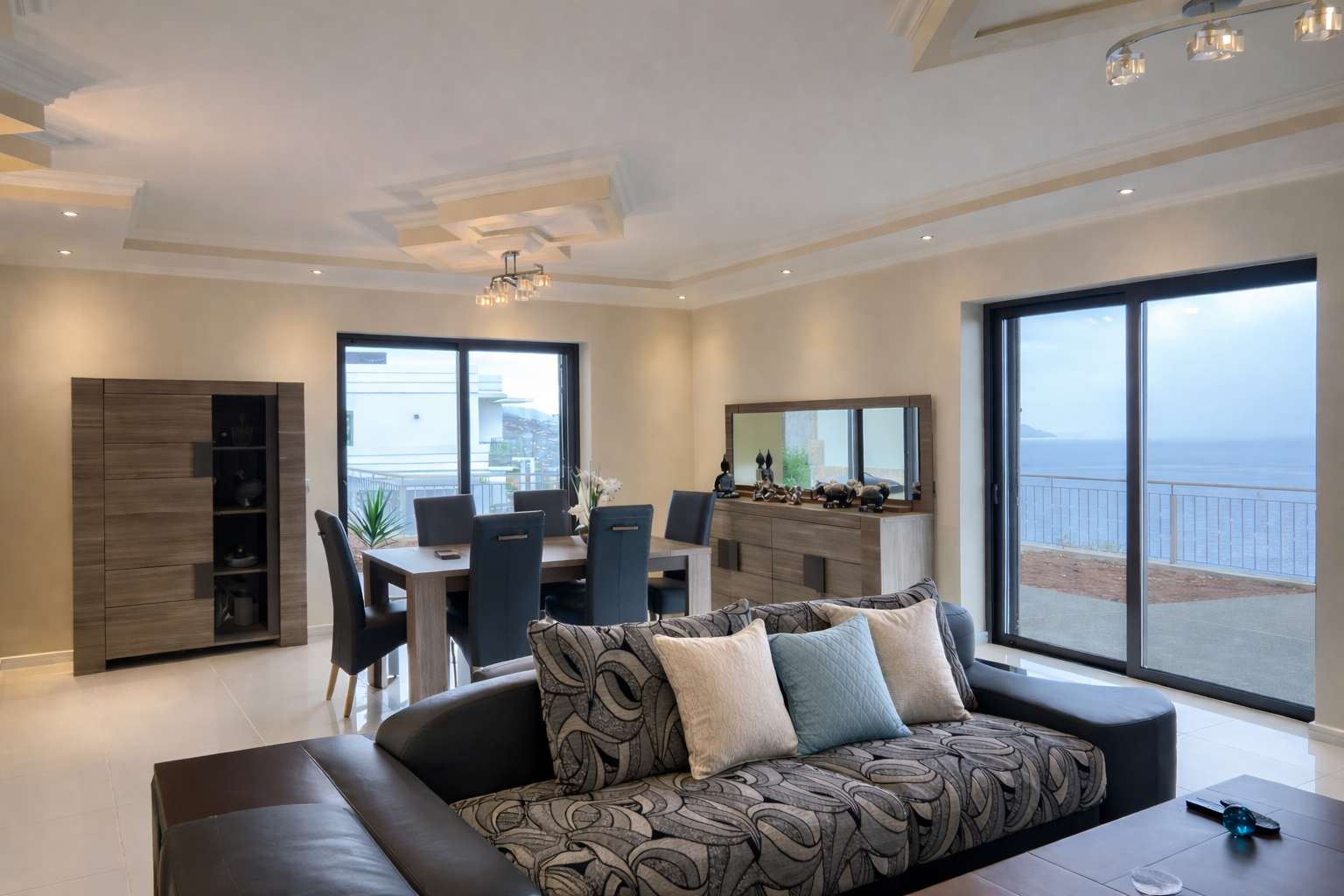 Ocean View Villa w/Free Parking, High-Speed Wi-Fi, Gaula — Gaula, Madeira — vacation rental