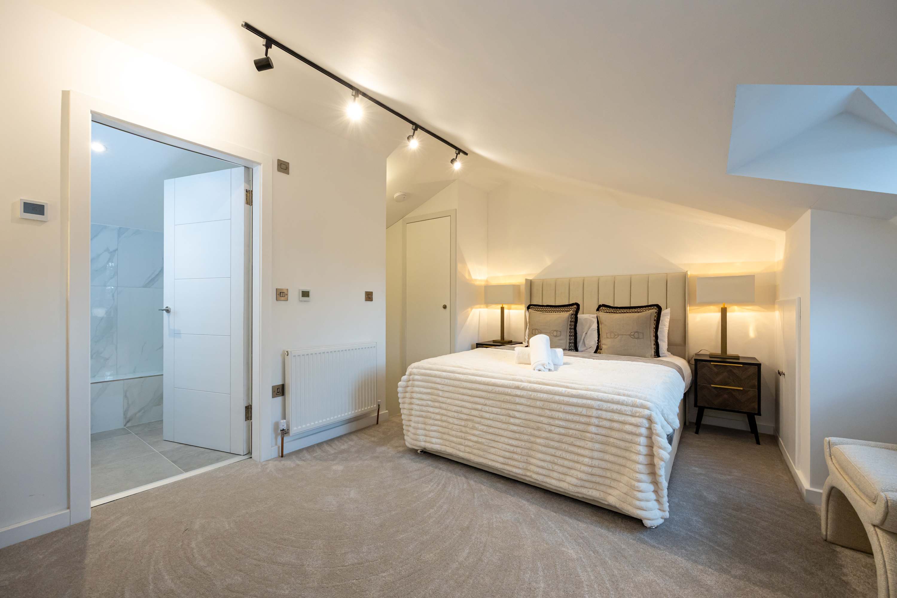 Luxury Church Conversion in Hale - Sleeps 4 in Cecil Road WA15 9NT - Property image 12 - VivreStays