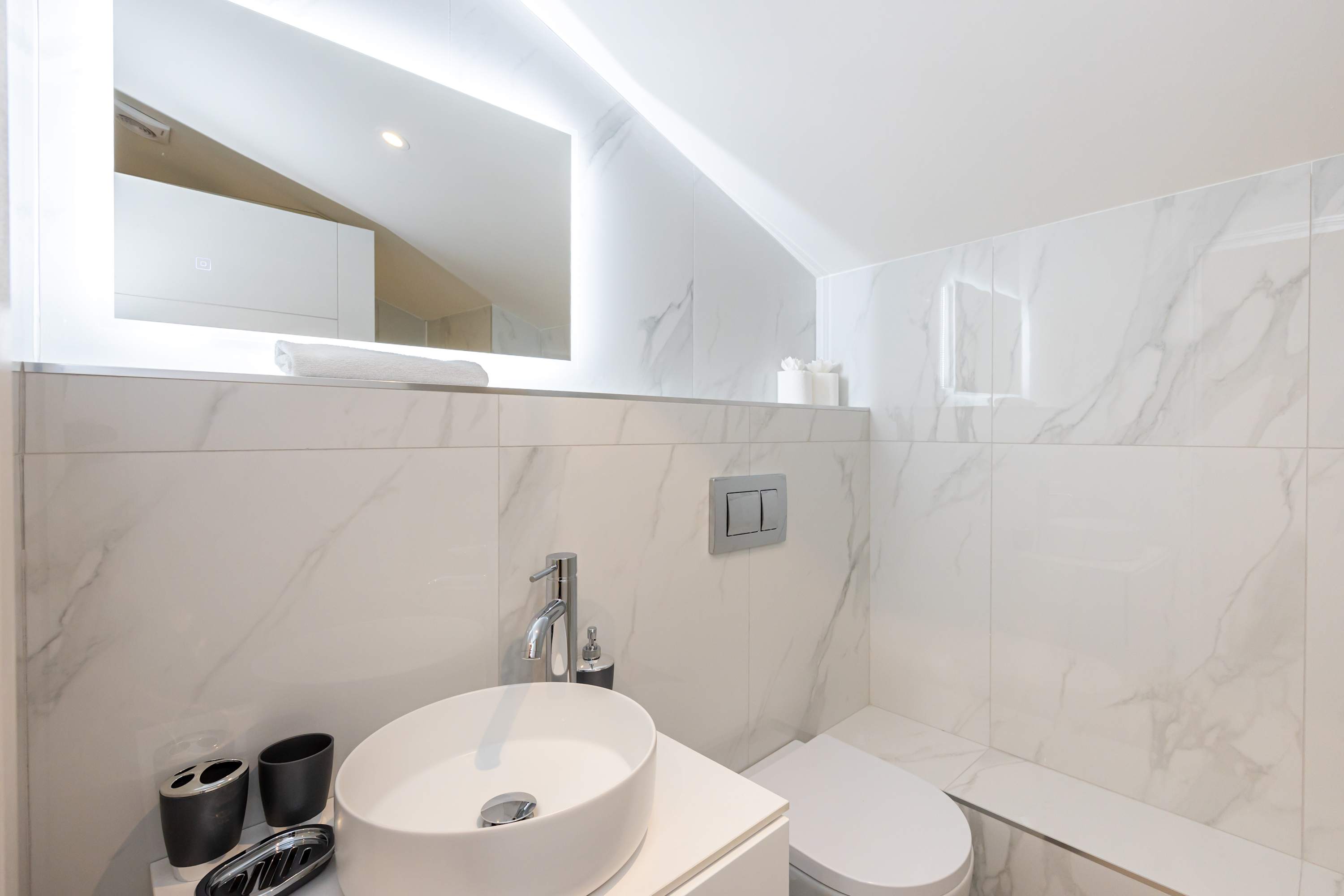 Luxury Church Conversion in Hale - Sleeps 4 in Cecil Road WA15 9NT - Property image 37 - VivreStays