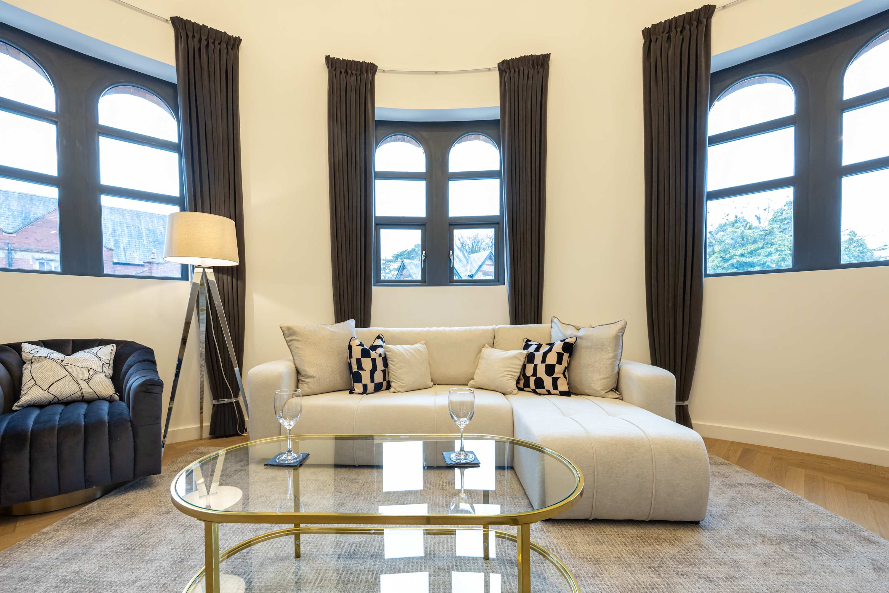 Luxury Church Conversion in Hale - Sleeps 4 in Cecil Road WA15 9NT - Property image 5 - VivreStays