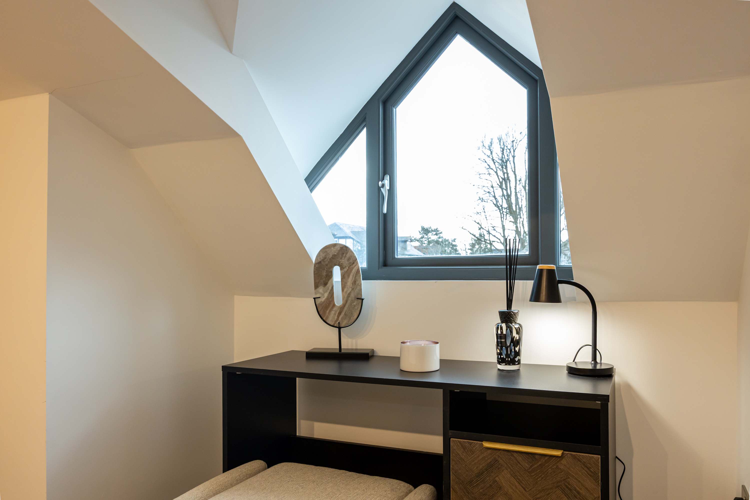 Luxury Church Conversion in Hale - Sleeps 4 in Cecil Road WA15 9NT - Property image 11 - VivreStays