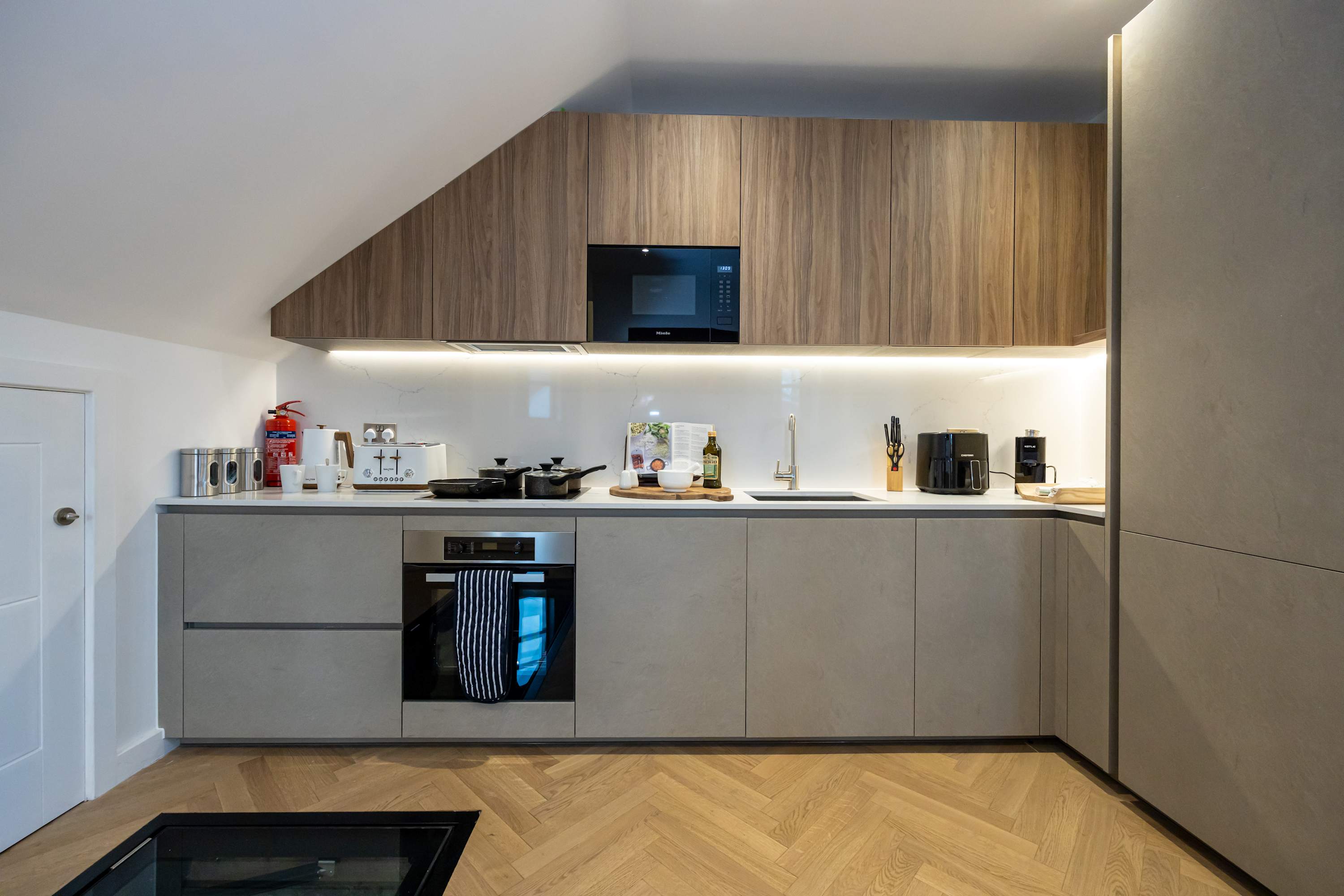 Luxury Church Conversion in Hale - Sleeps 4 in Cecil Road WA15 9NT - Property image 18 - VivreStays