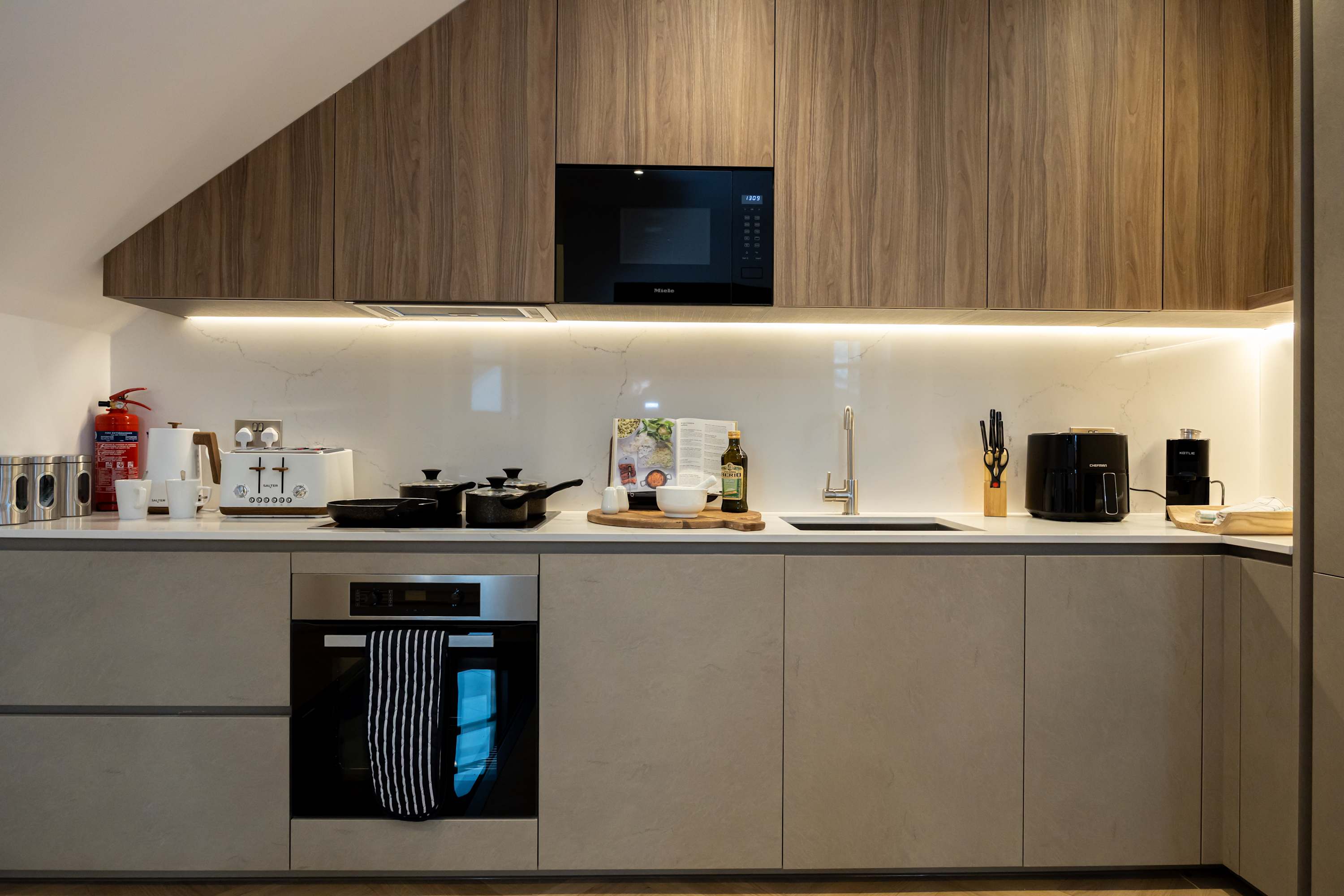 Luxury Church Conversion in Hale - Sleeps 4 in Cecil Road WA15 9NT - Property image 15 - VivreStays