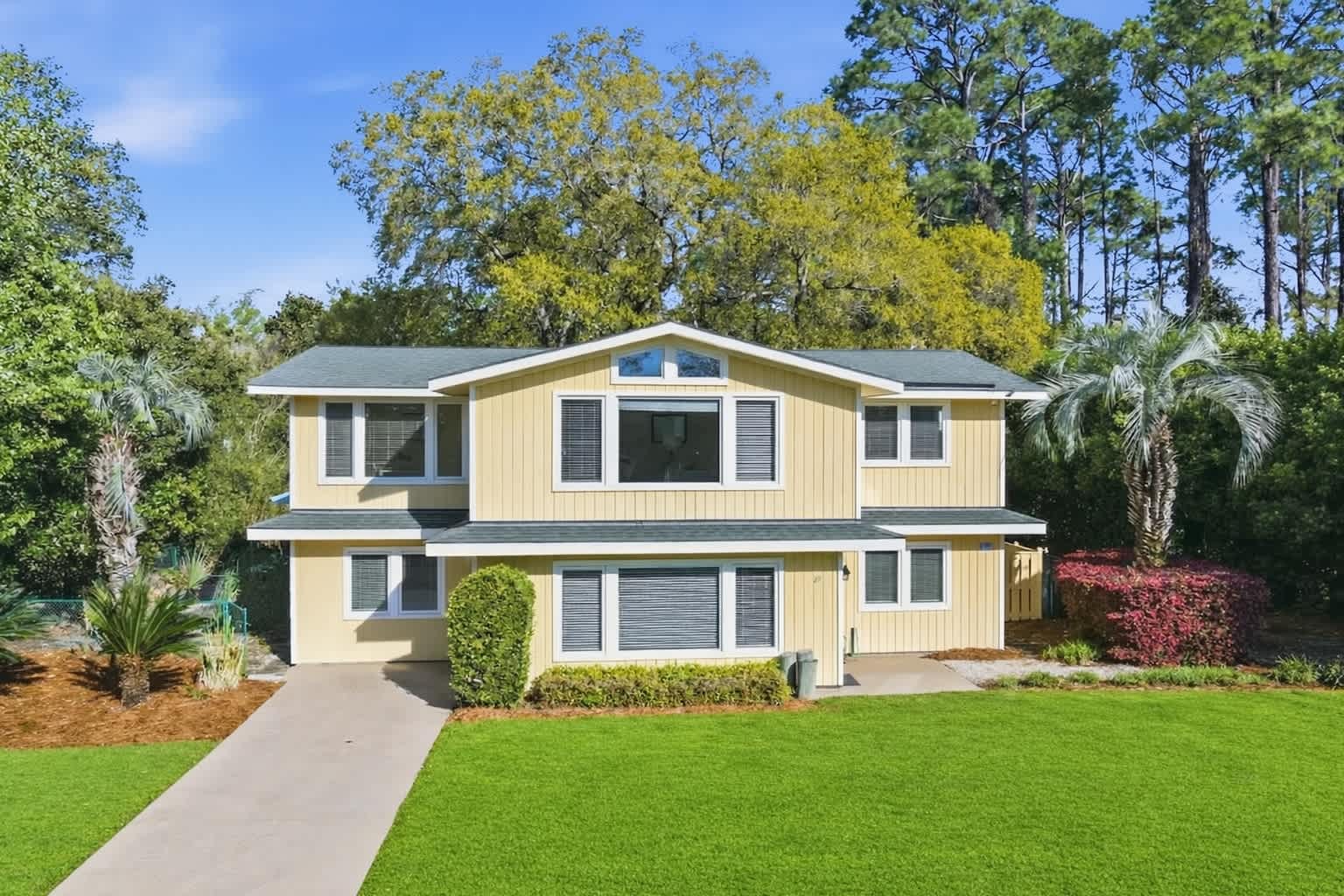 2nd Row Beach House | Private Beach Access + Pool | Perfect for a Large Family — Hilton Head Island, SC — vacation rental