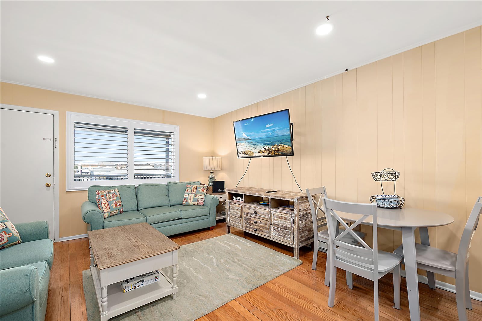 Oceanside Three Bedroom Condo Steps From the Beach | Photo 3