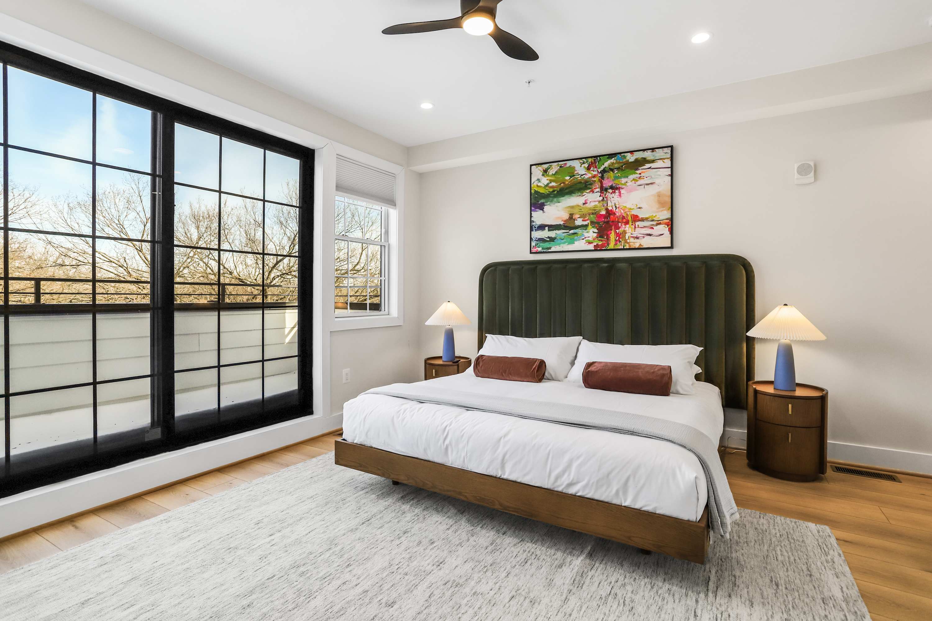 Sojourn 2BR Modern Penthouse w/ Rooftop Deck 3