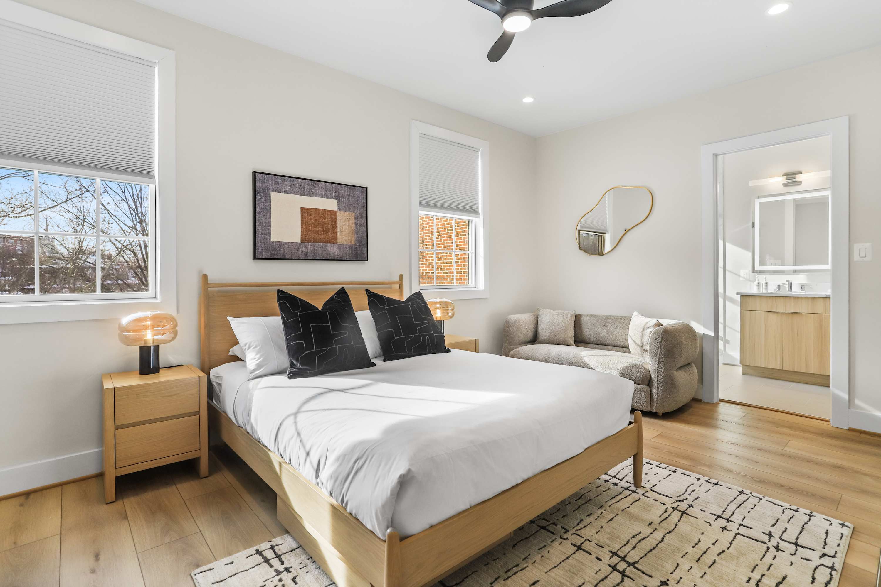 Sojourn 2BR Modern Penthouse w/ Rooftop Deck 4