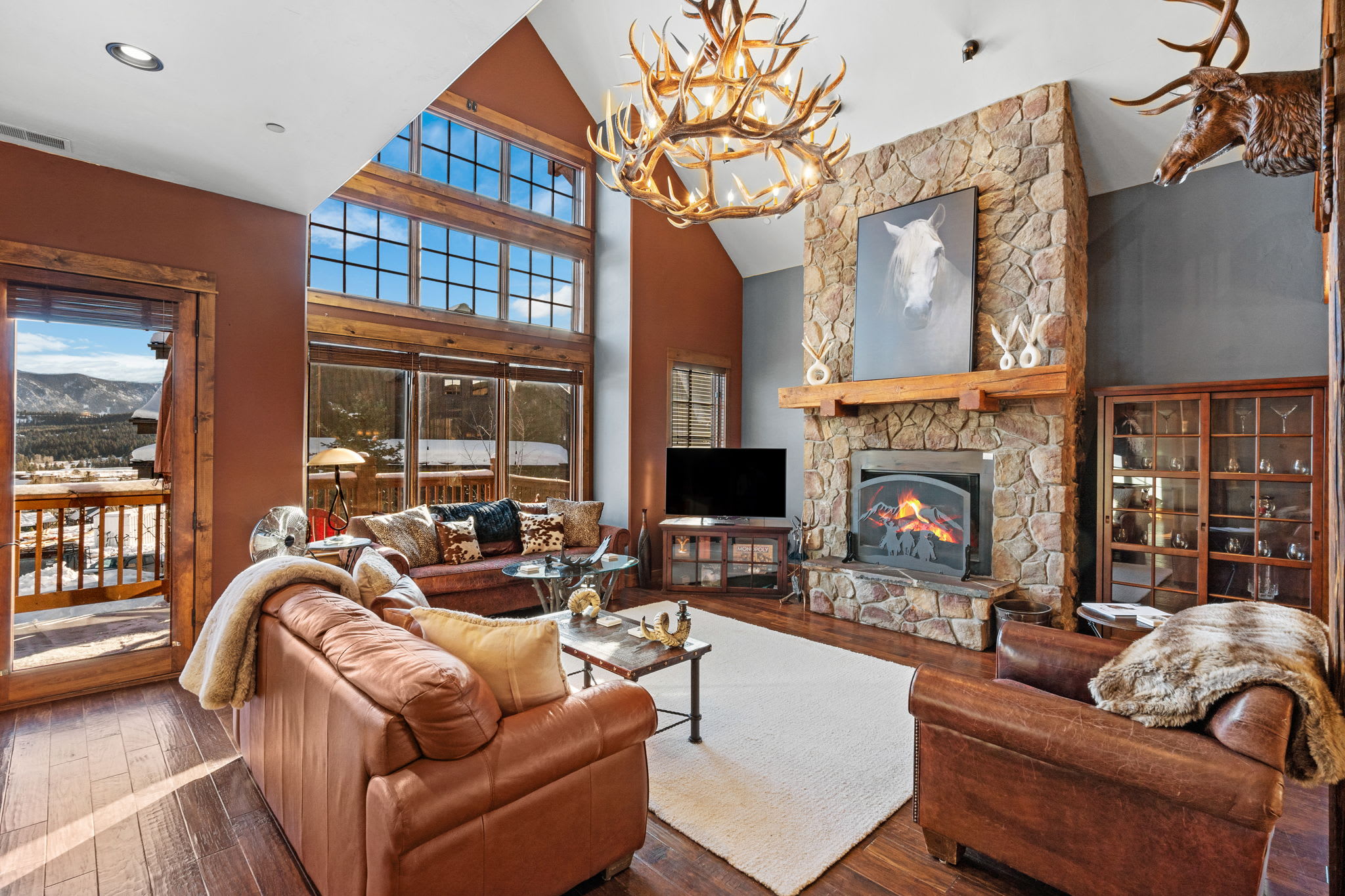 *New!* Beautiful 4 Bedroom Big Sky Home w/ Hot Tub — Big Sky, MT — vacation rental