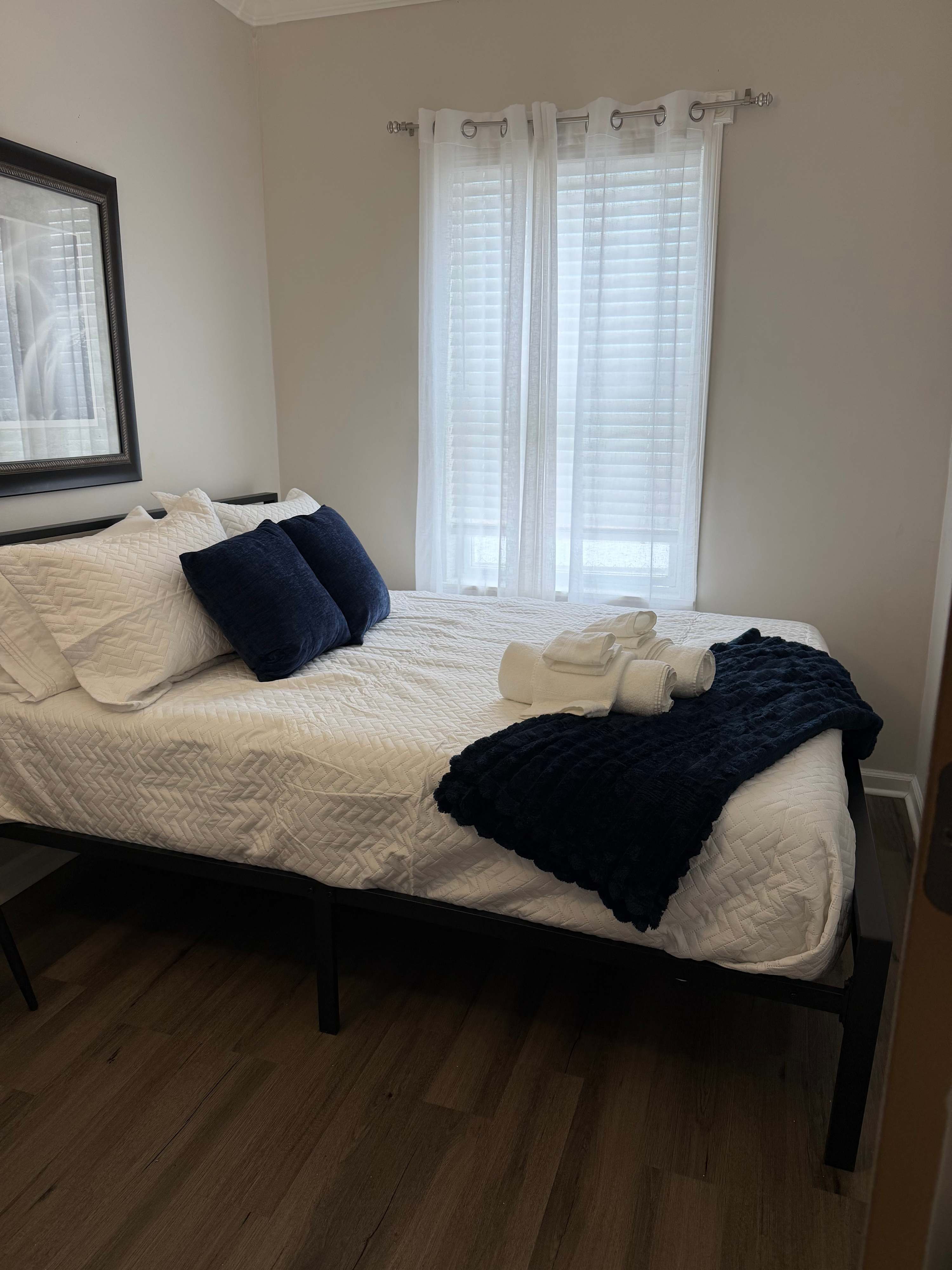 Housepitality - Franklinton Manor - Spacious