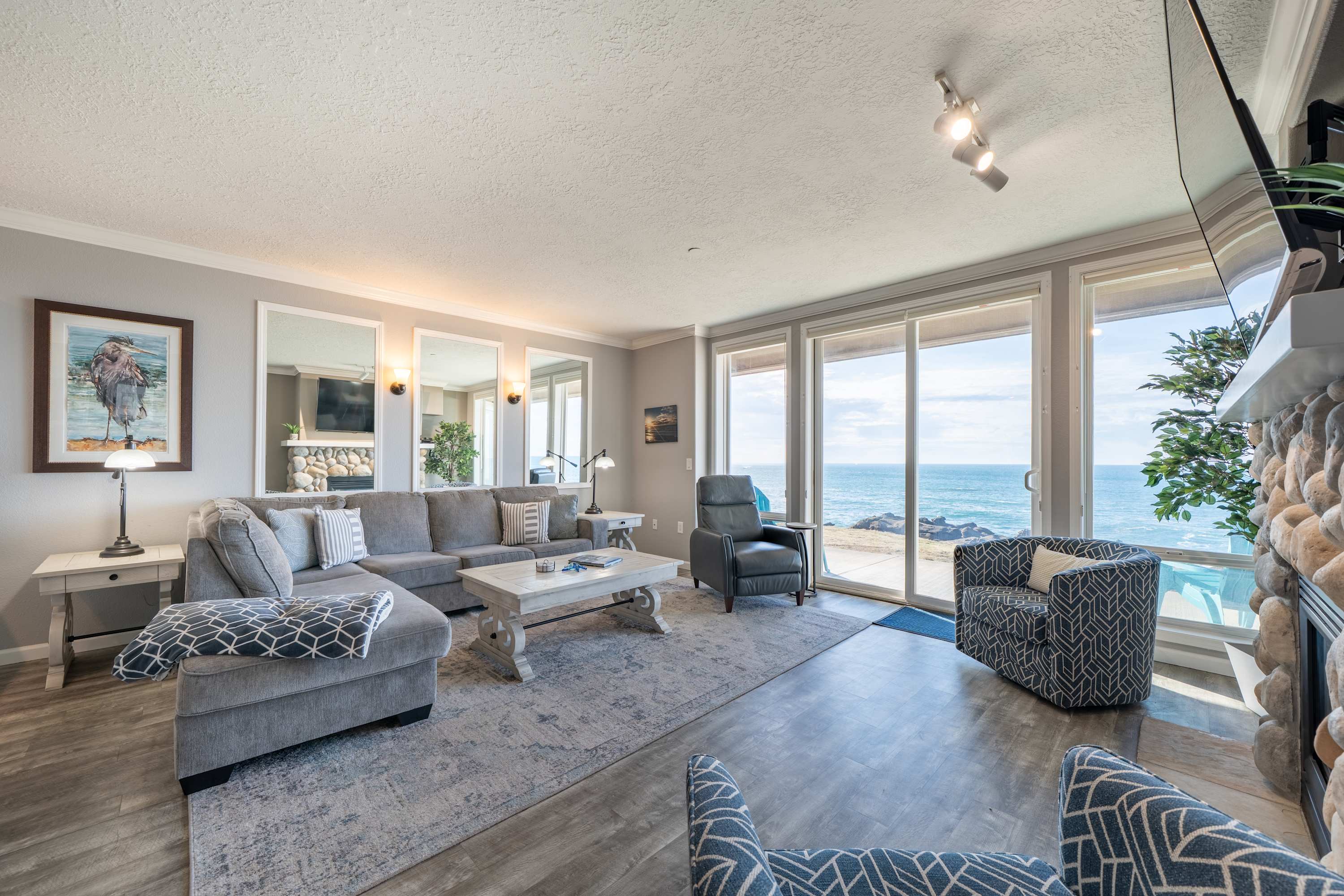 Thundering Sea, Floor to Ceiling Oceanfront