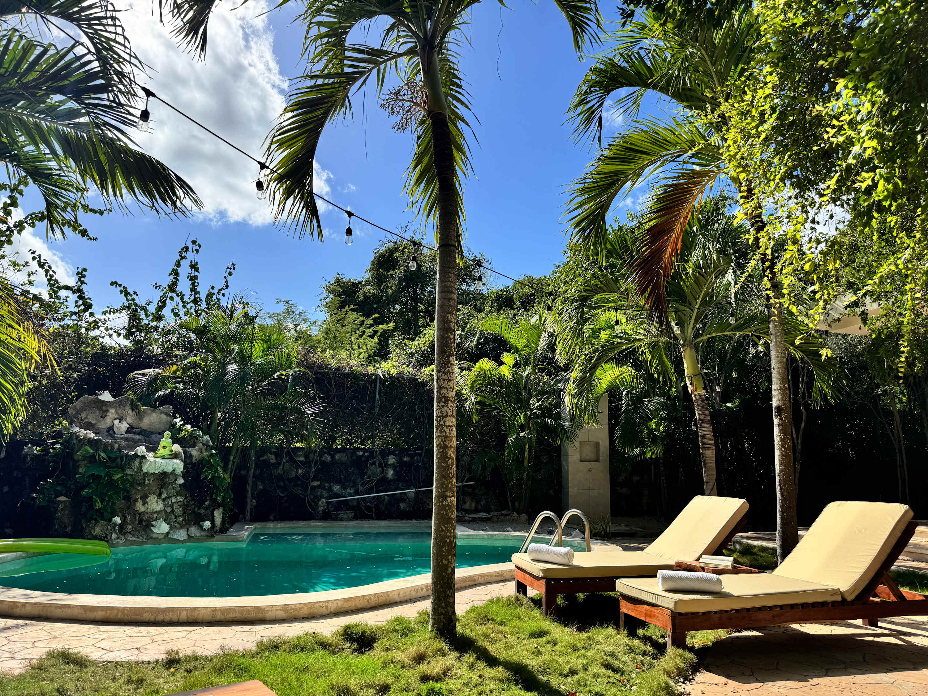 The perfect spot to relax, featuring a refreshing pool and sunbeds for hot days.