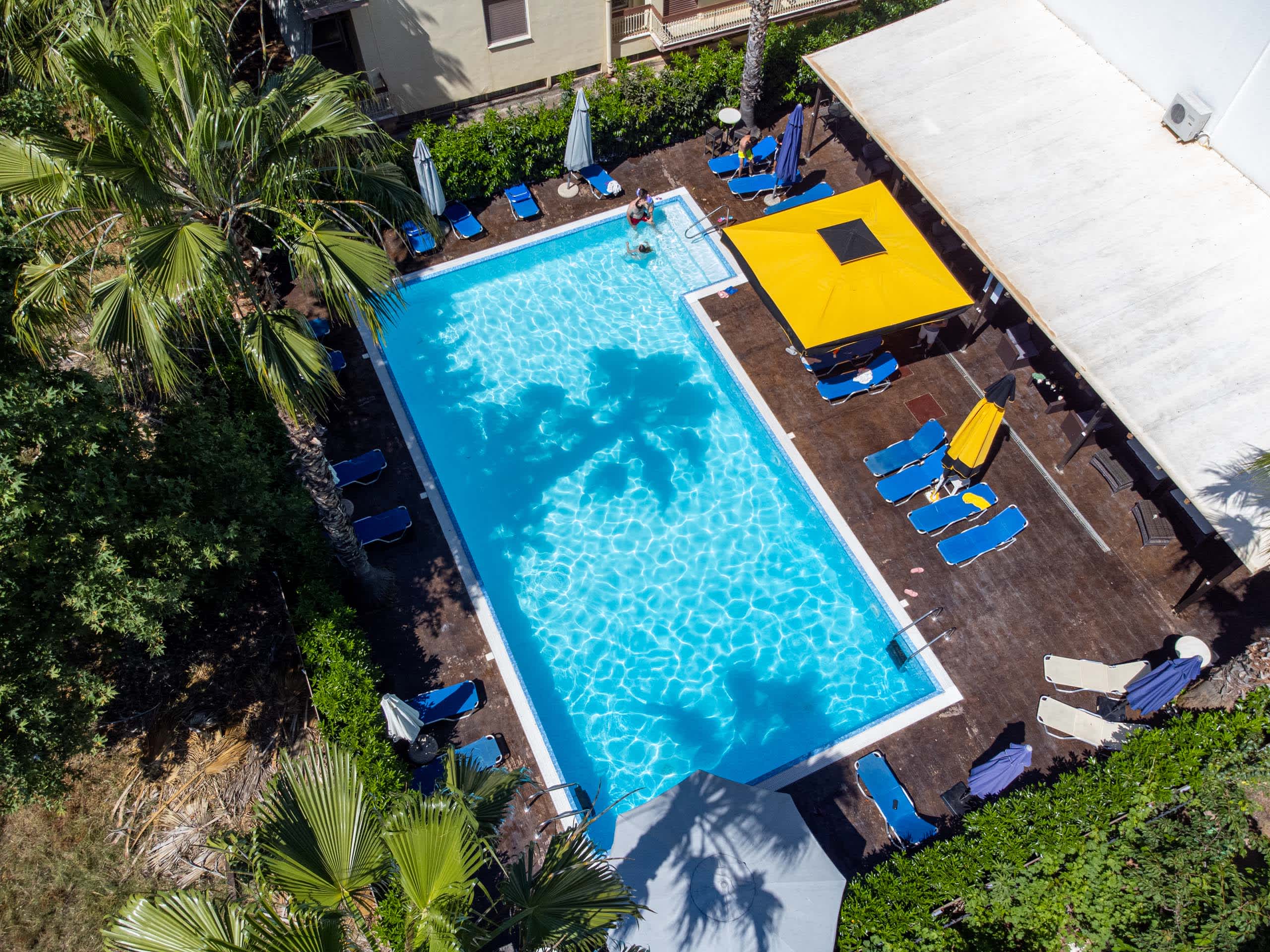 Hotel Ena - Cozy Mountain View Suite with Pool — Loutra Ypatis, Lamia — vacation rental