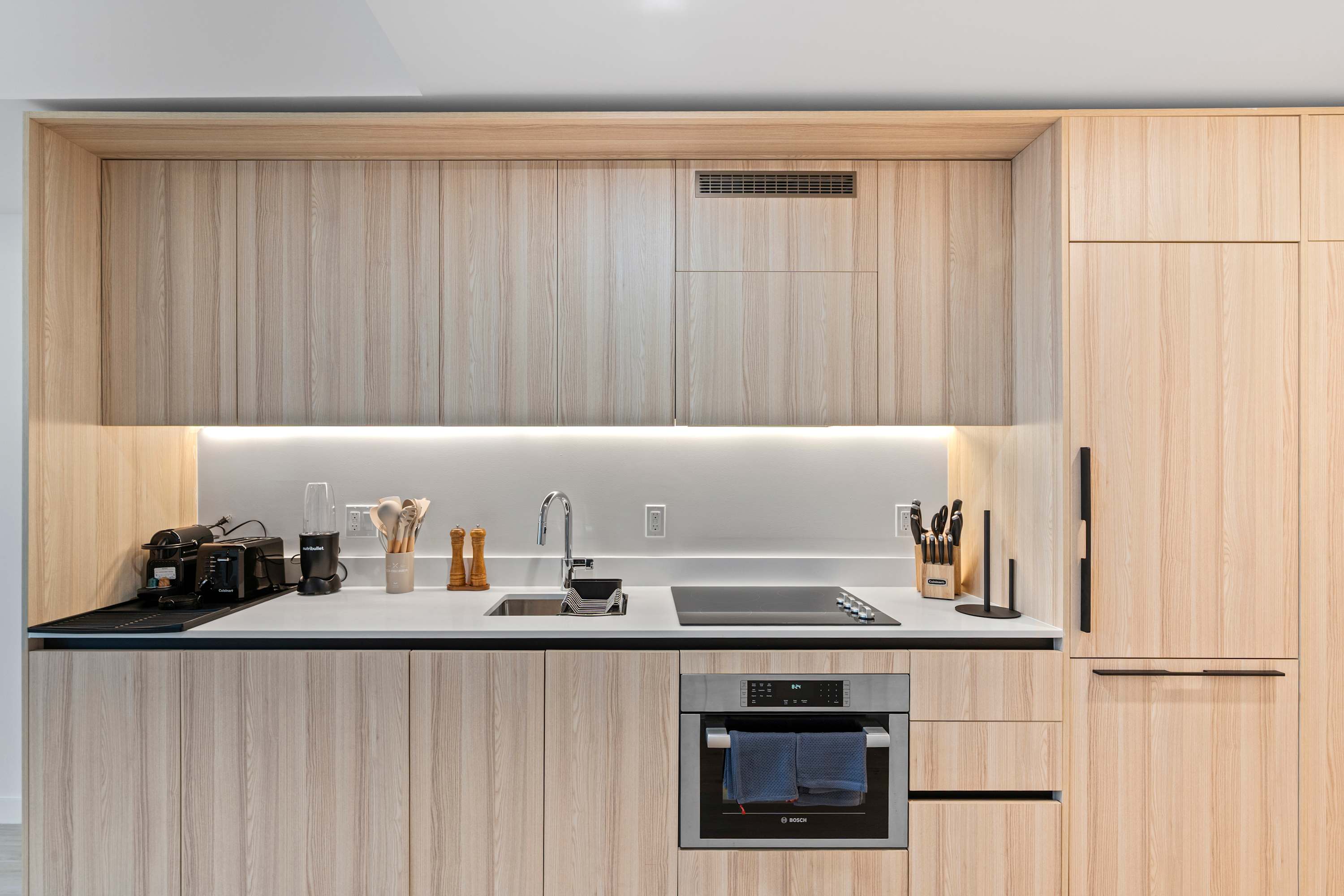 Stylish Downtown Miami Condo | Pool & Gym Access