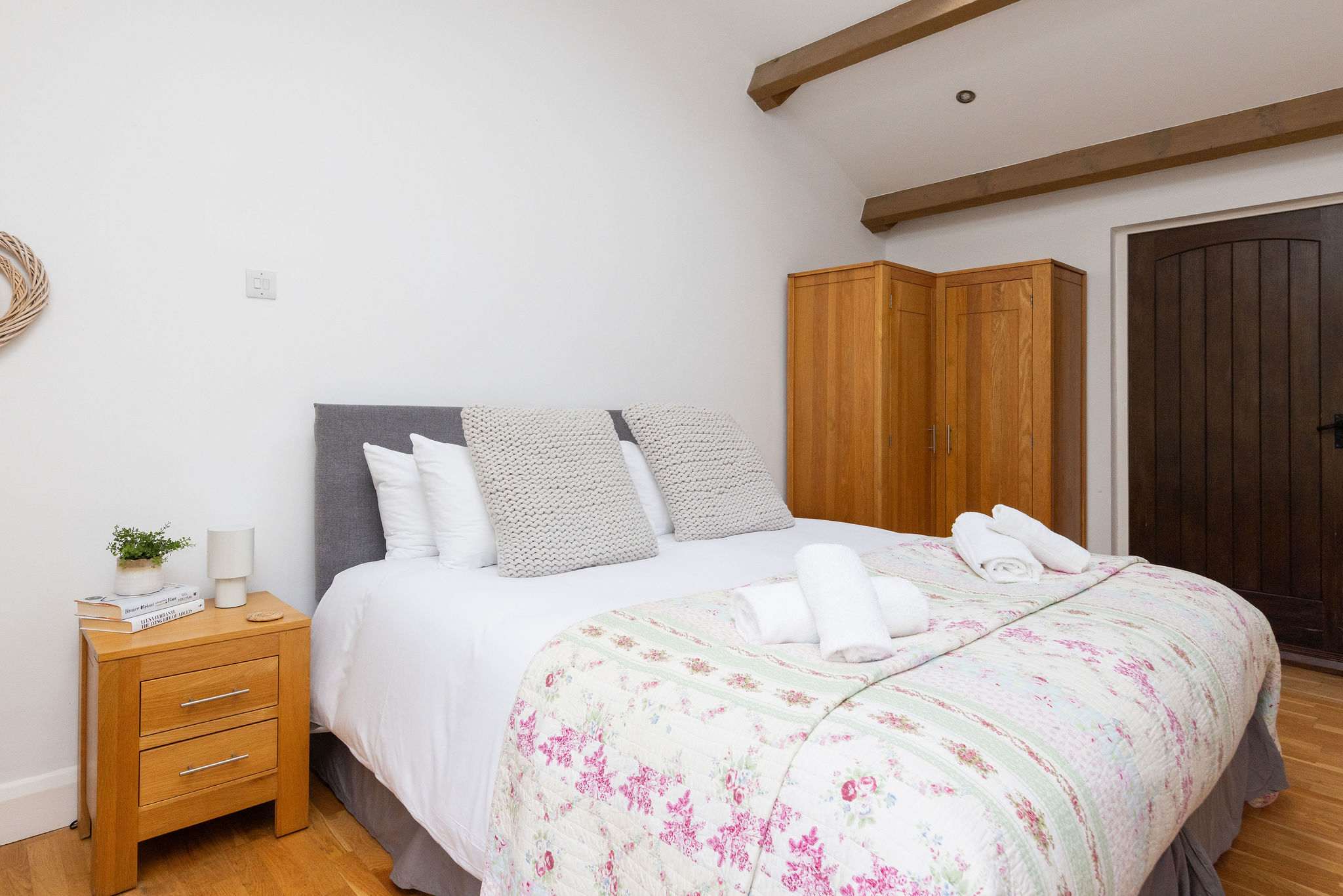 Buttercup is the second self-contained ensuite room, offering a comfy super king bed (can be made into twin room upon request).