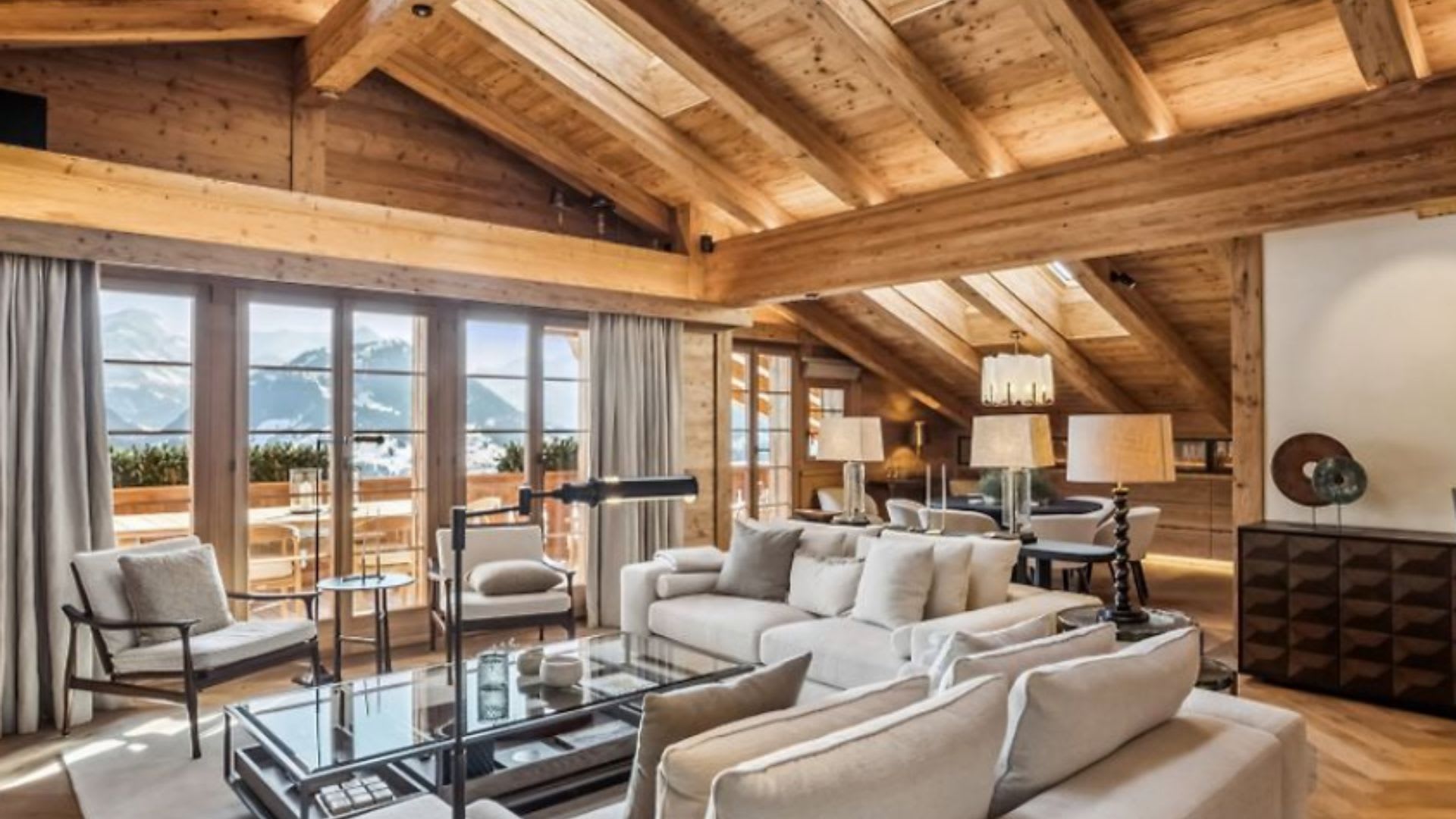 GST223 Alex Lux Pent