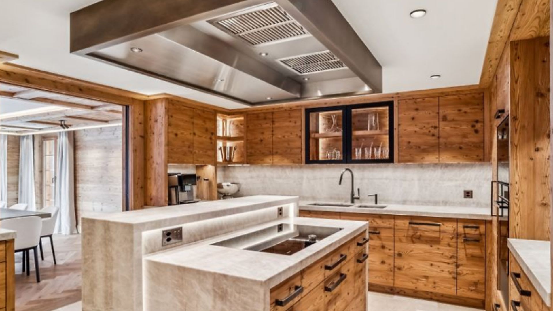 GST224 Alex Expansiv