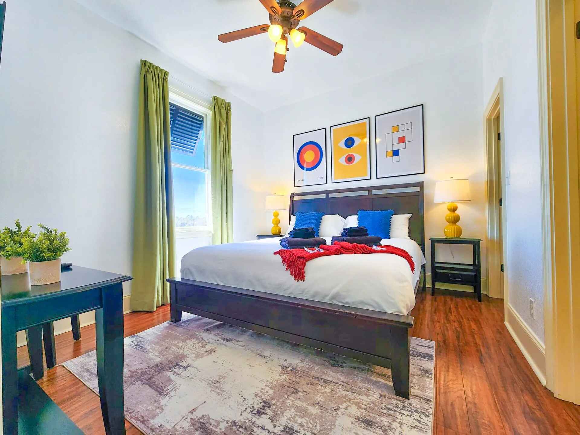 30A Inn Suites Signature King Suite 104 | Photo 9