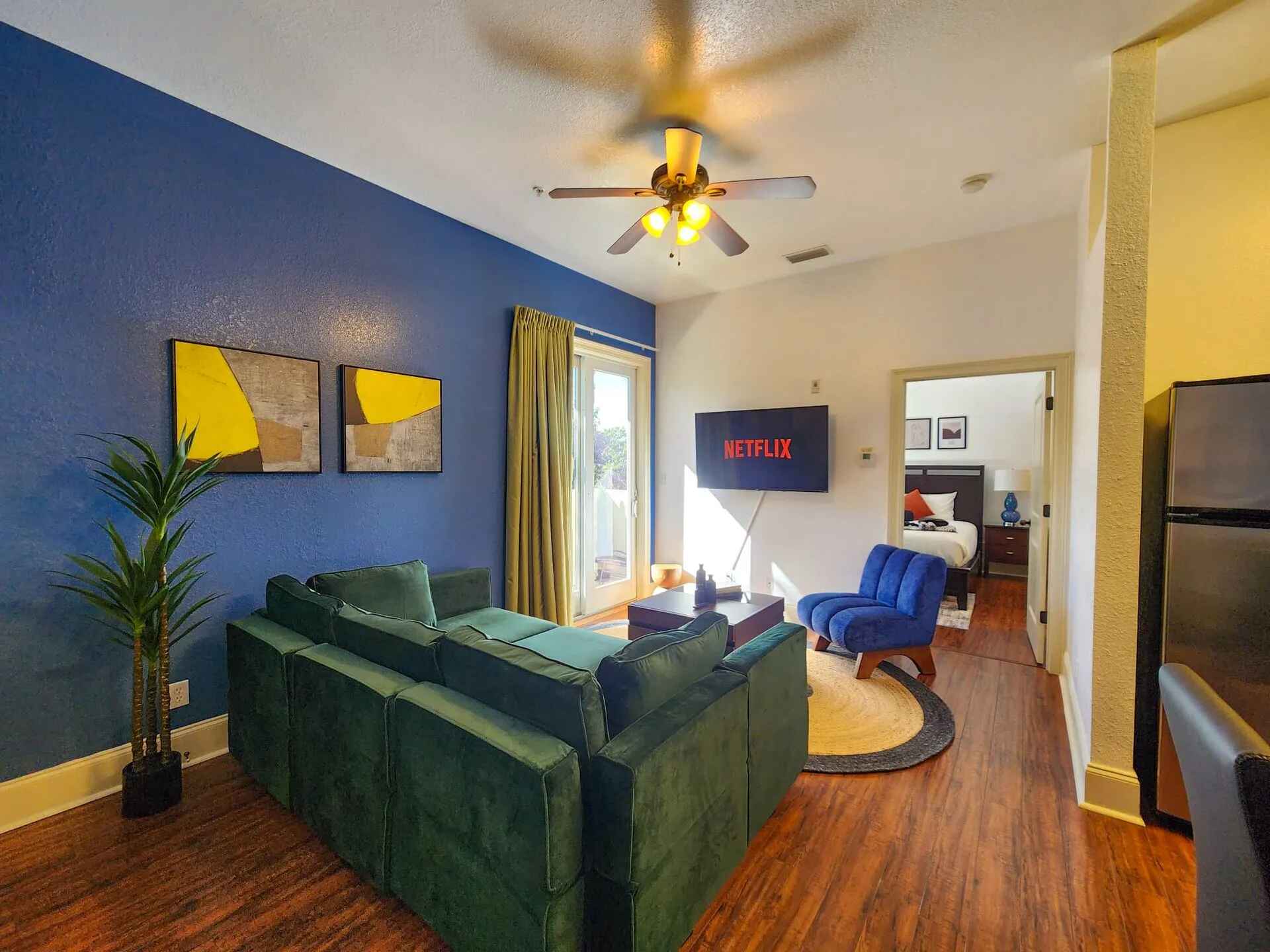 30A Inn Suites Signature King Suite 104 | Photo 12