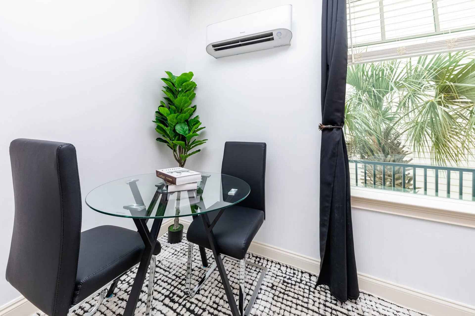 30A Inn Suites Superior Room King Queen 31 13