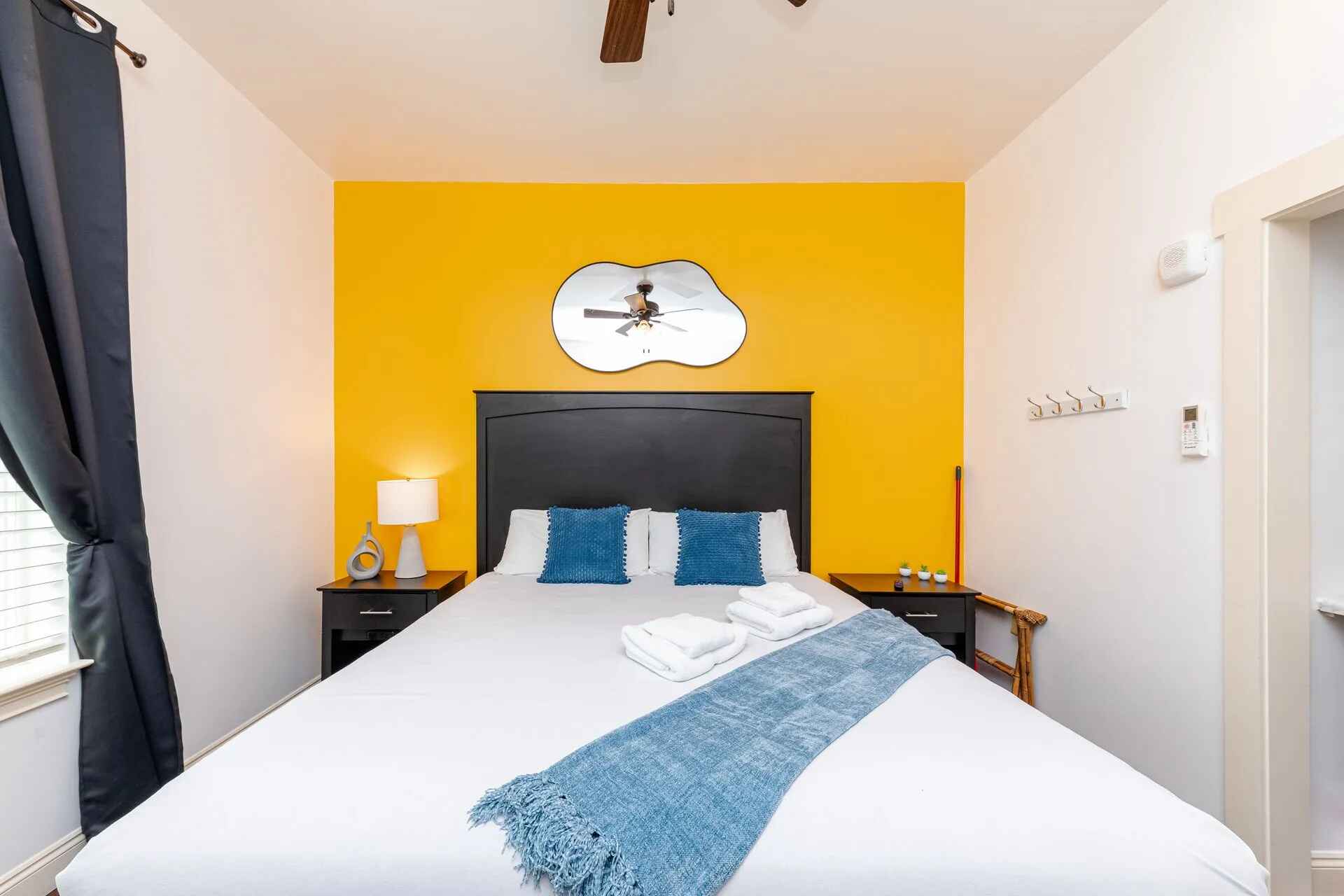 30A Inn Suites Superior Room King Queen 31 2