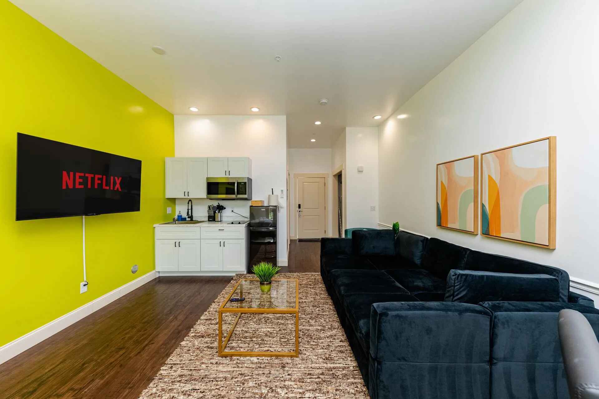 30A Inn Suites Signature Queen Studio 5 2