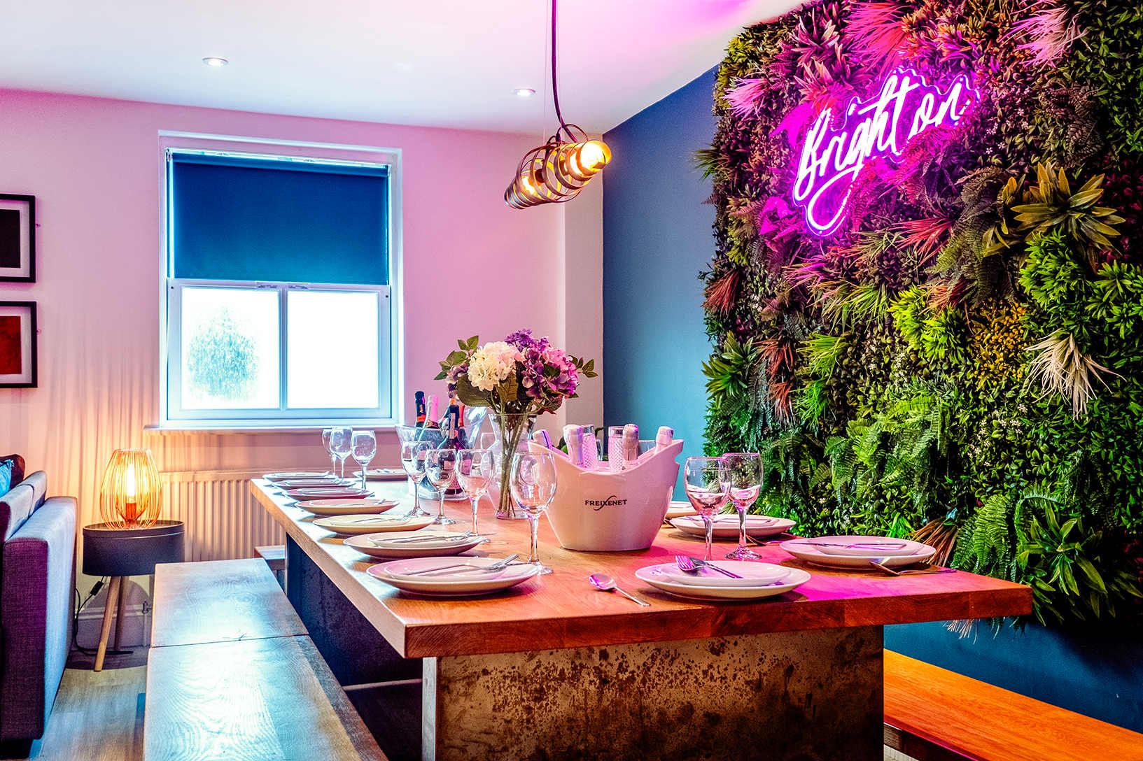 West Pier Beach - by Brighton Holiday Lets - Brighton Holiday Home - Image 21