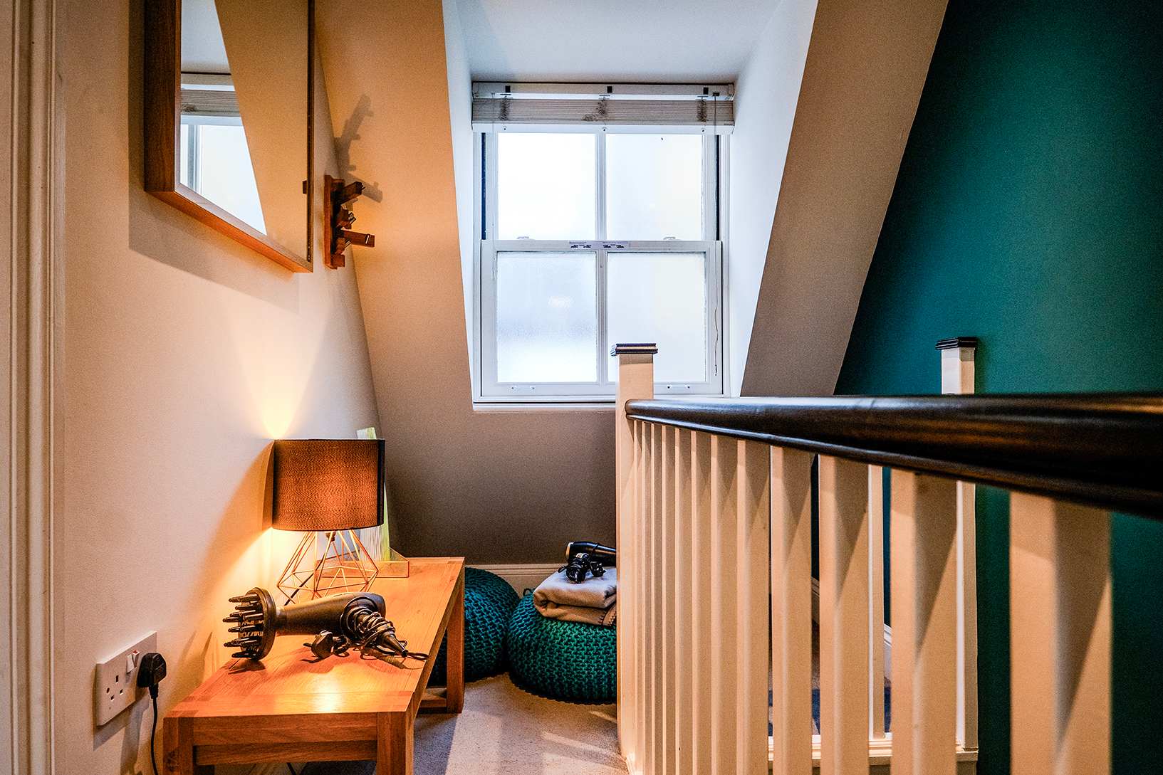 West Pier Beach - by Brighton Holiday Lets - Brighton Holiday Home - Image 23