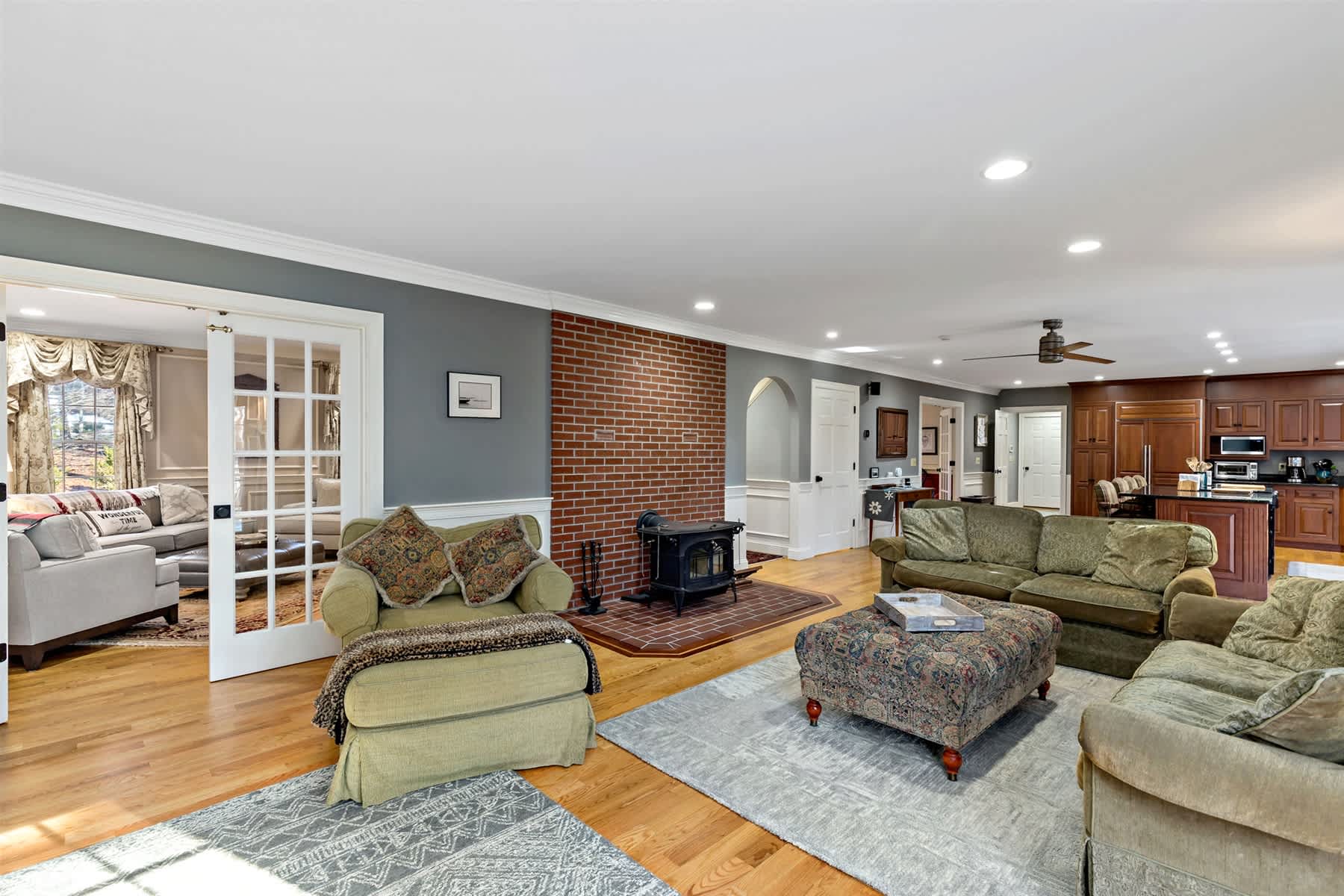 New 2026 Spectacular Cape Cod Retreat Under 10 Minutes from Mayflower Beach 6