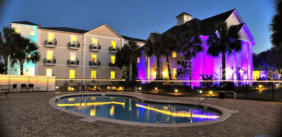 30A Inn Suites Uptown King Suite 201 20