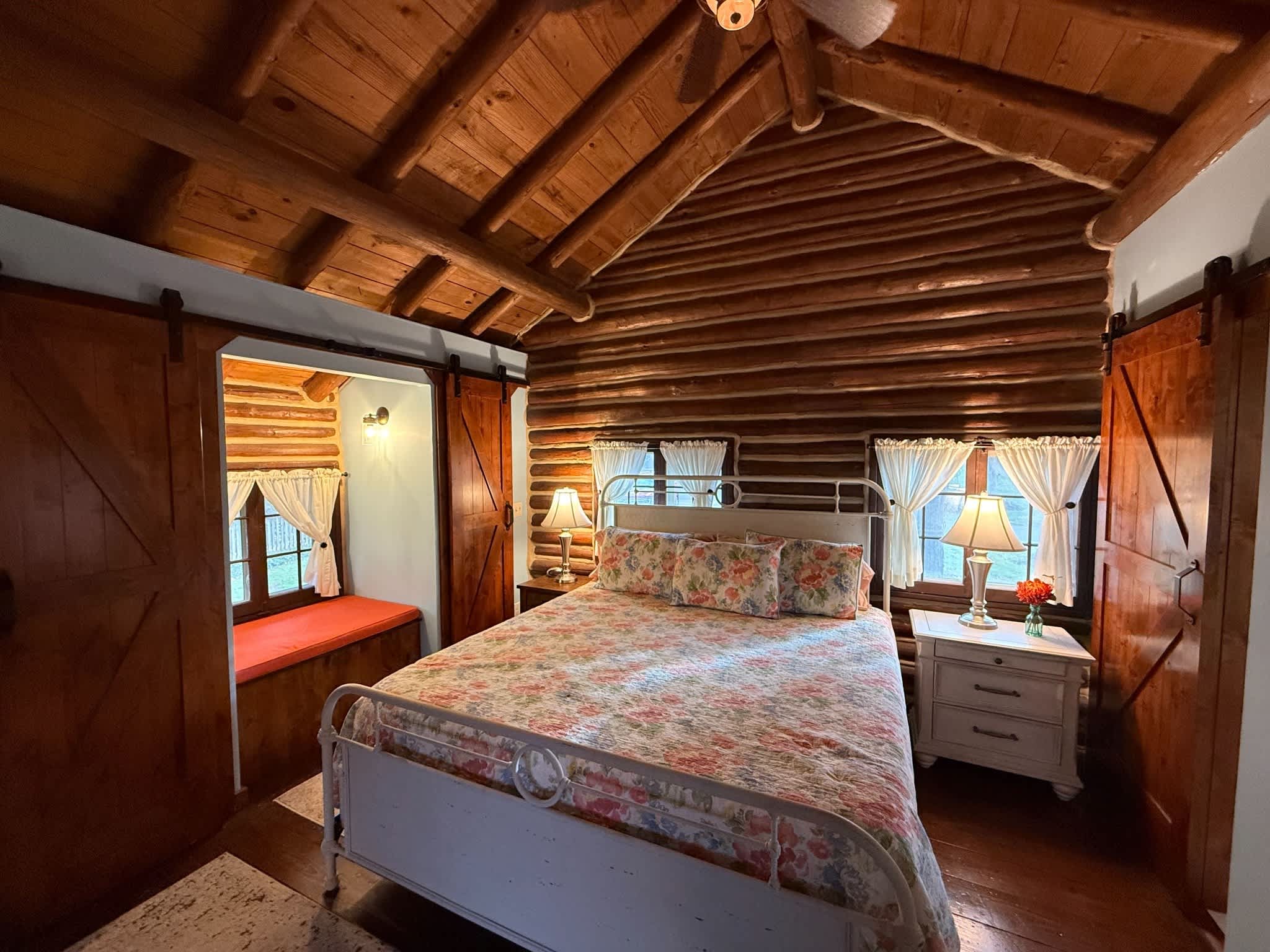 Log Cabin Retreat Two Cabins, One Stay 3