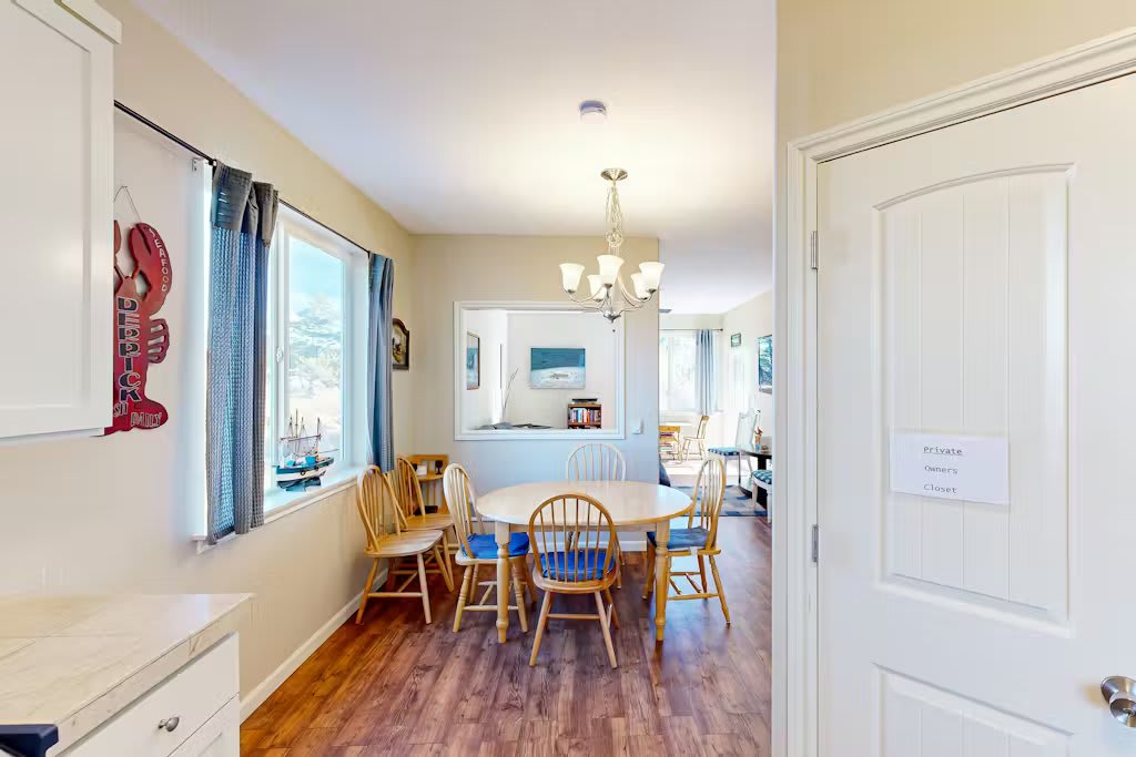 Riverfront Home, 3 Blocks to Beach | Canal Cottage