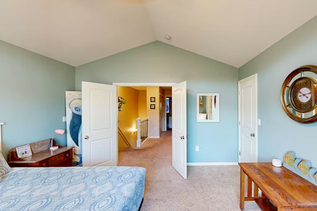 Riverfront Home, 3 Blocks to Beach | Canal Cottage