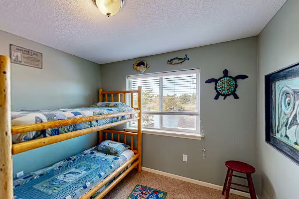 Riverfront Home, 3 Blocks to Beach | Canal Cottage