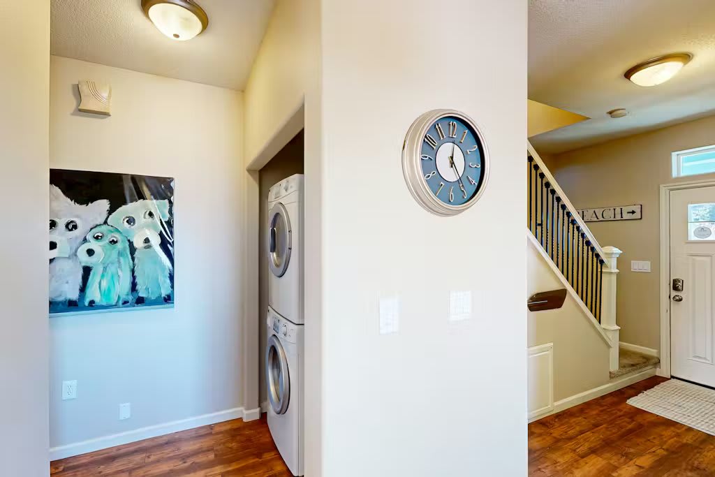 Riverfront Home, 3 Blocks to Beach | Canal Cottage