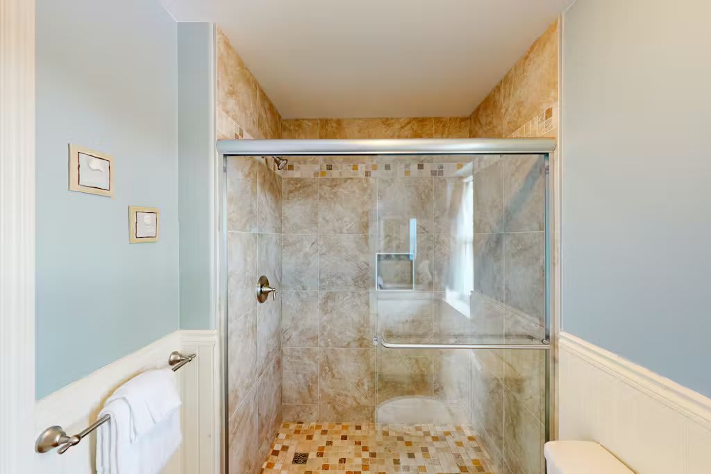 Riverfront Home, 3 Blocks to Beach | Canal Cottage