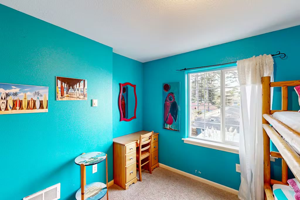 Riverfront Home, 3 Blocks to Beach | Canal Cottage