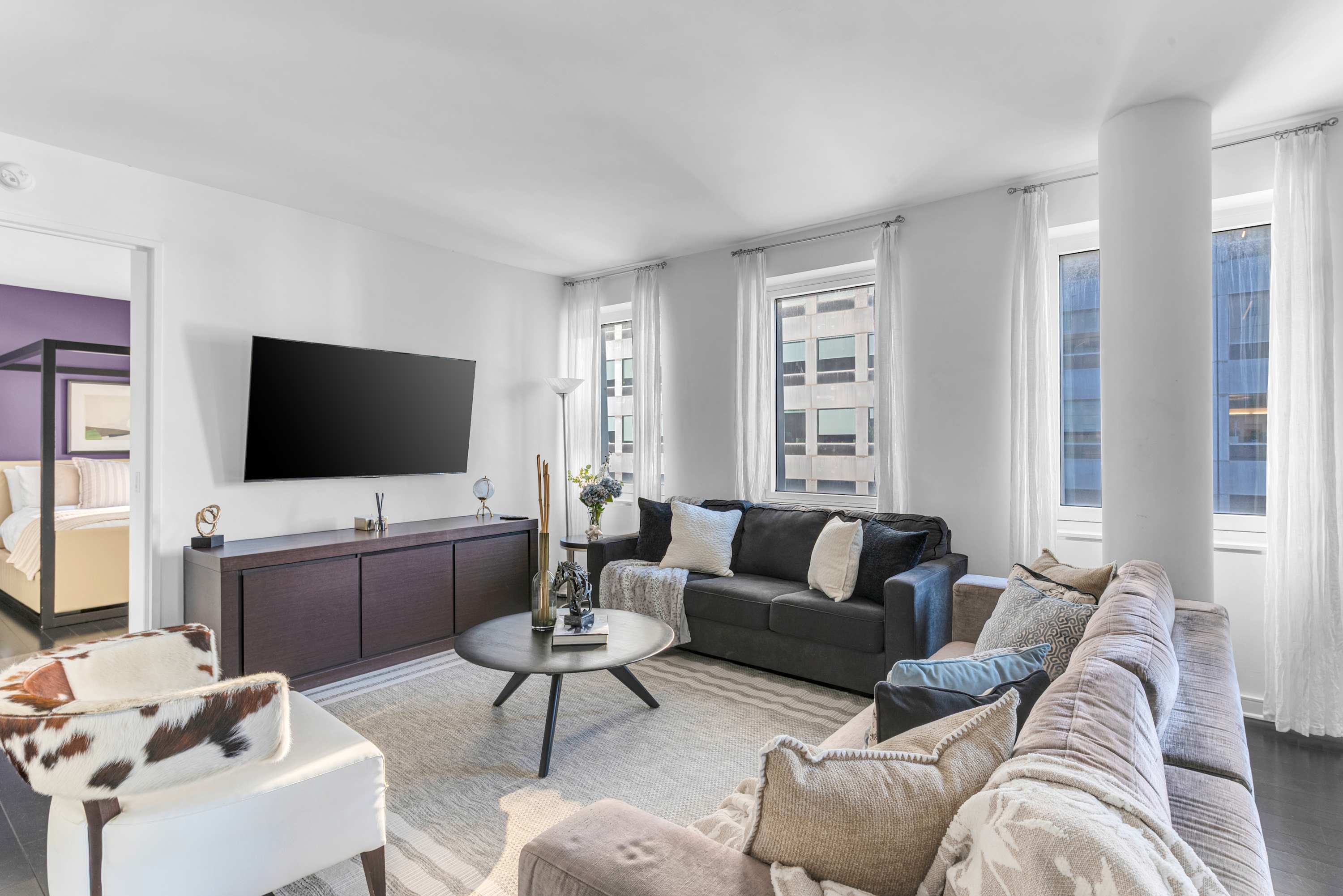 Elegant Midtown Haven | Stunning Views! - Manhattan, NY