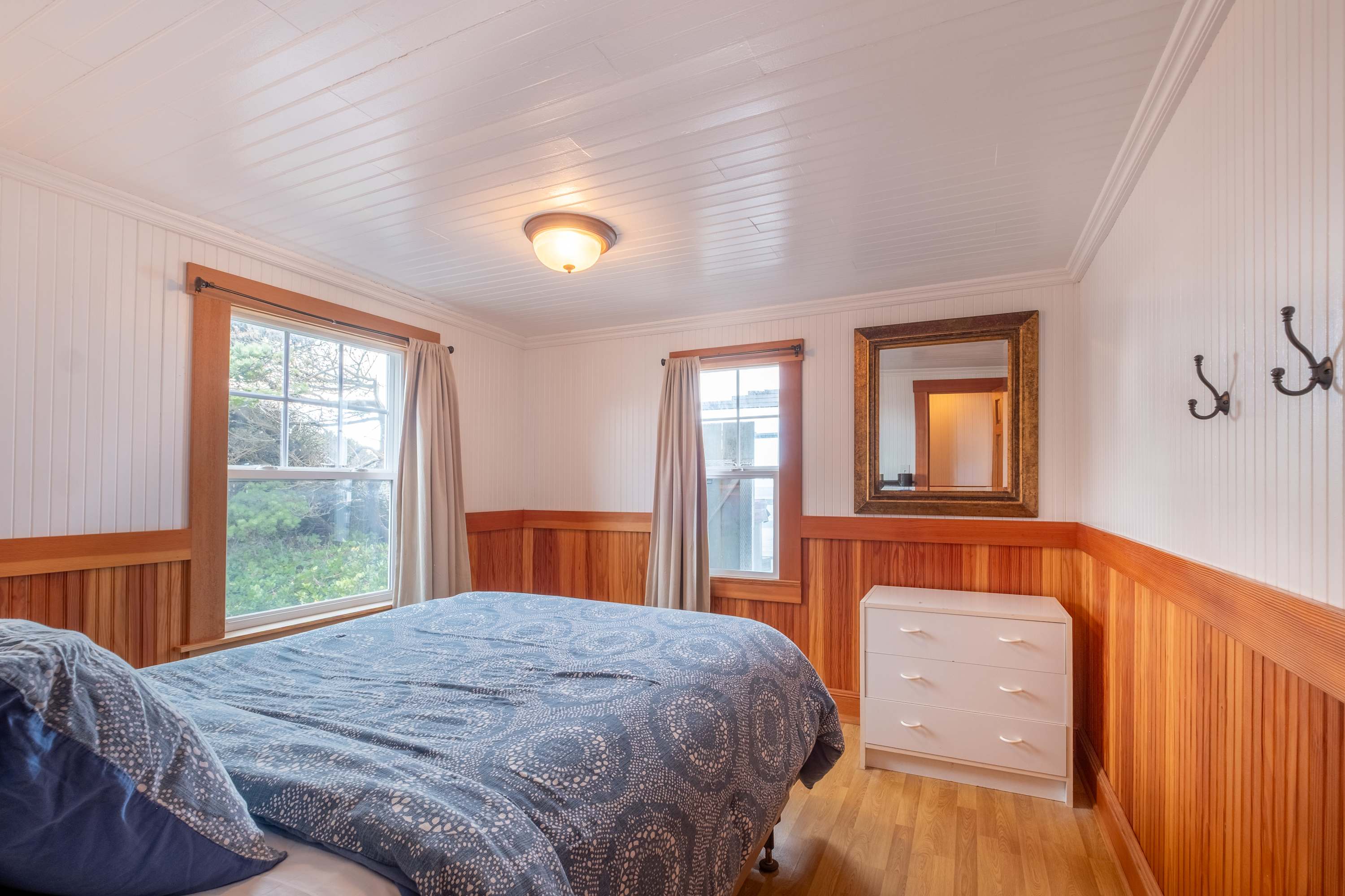 Ocean + Beach + Hot Tub | Nelscott Anchor House