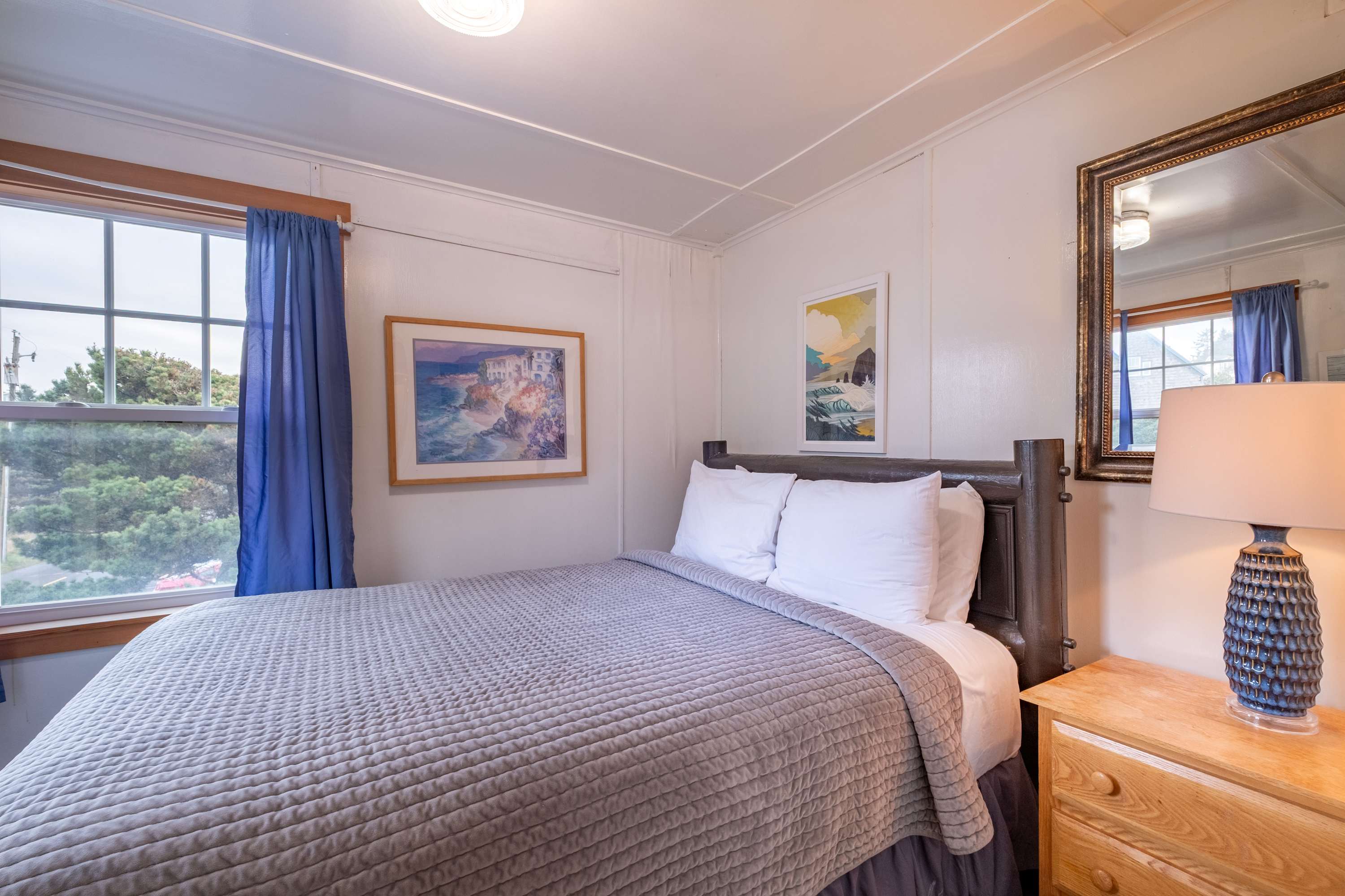 Ocean + Beach + Hot Tub | Nelscott Anchor House