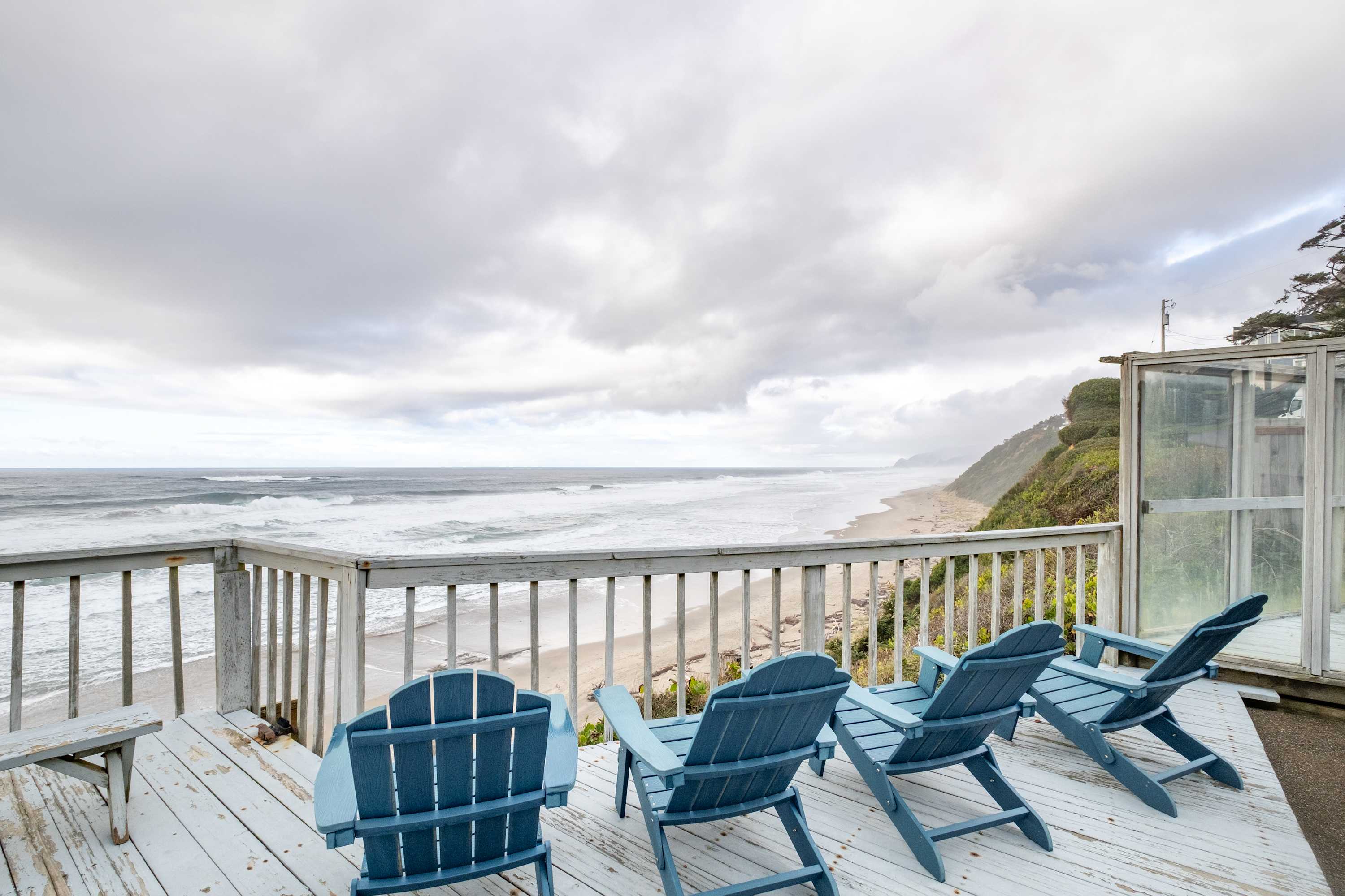 Ocean + Beach + Hot Tub | Nelscott Anchor House