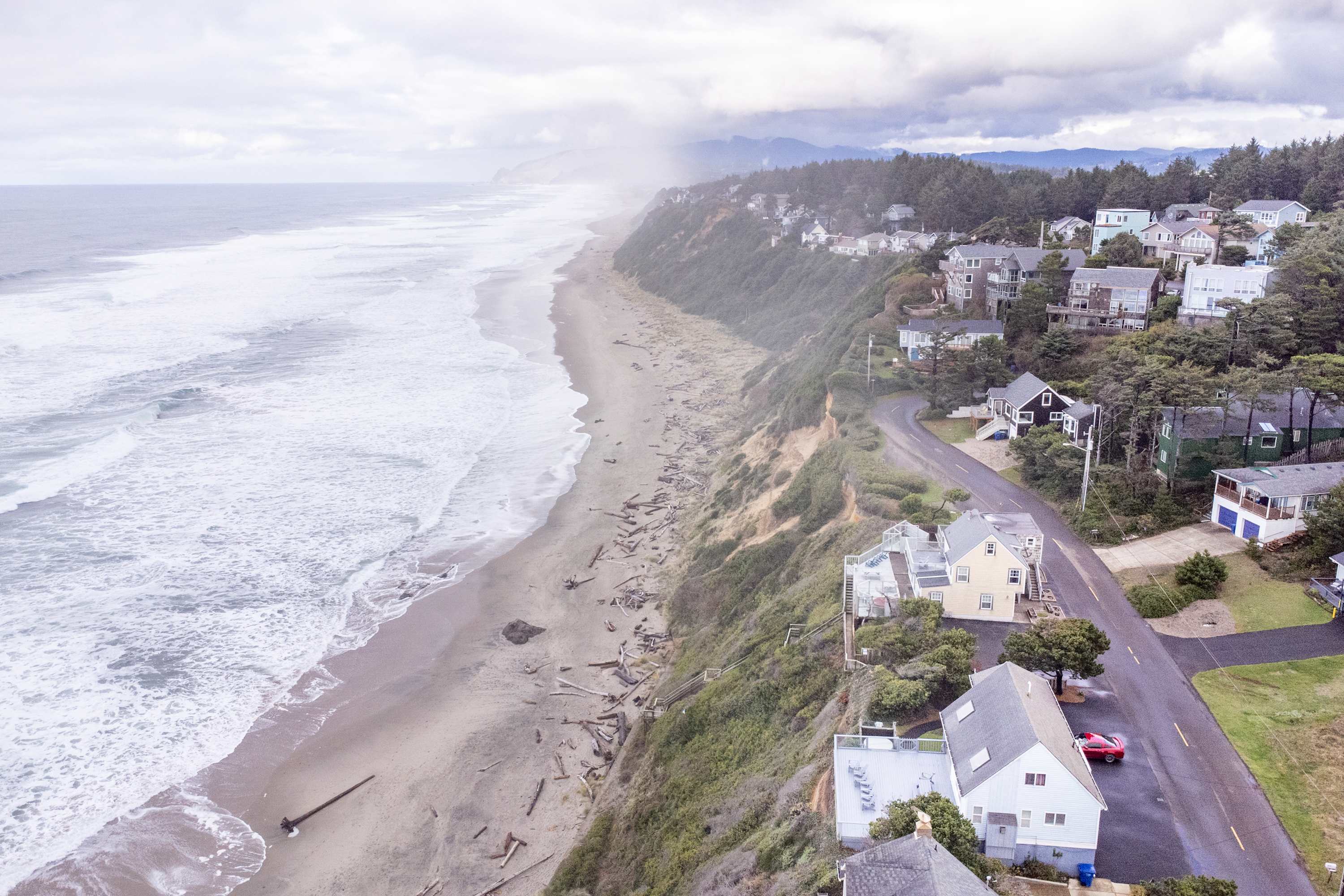Ocean + Beach + Hot Tub | Nelscott Anchor House