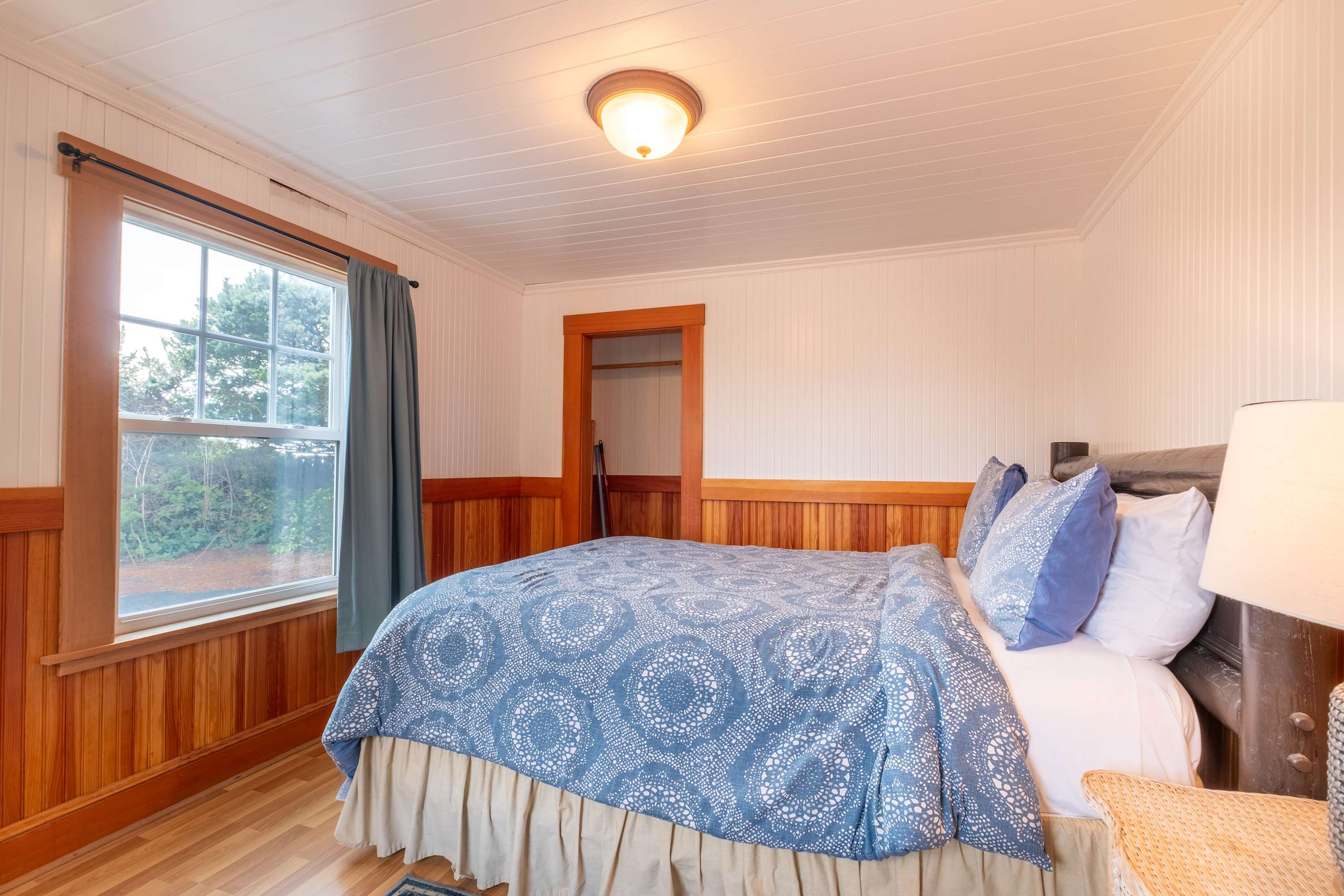 Ocean + Beach + Hot Tub | Nelscott Anchor House