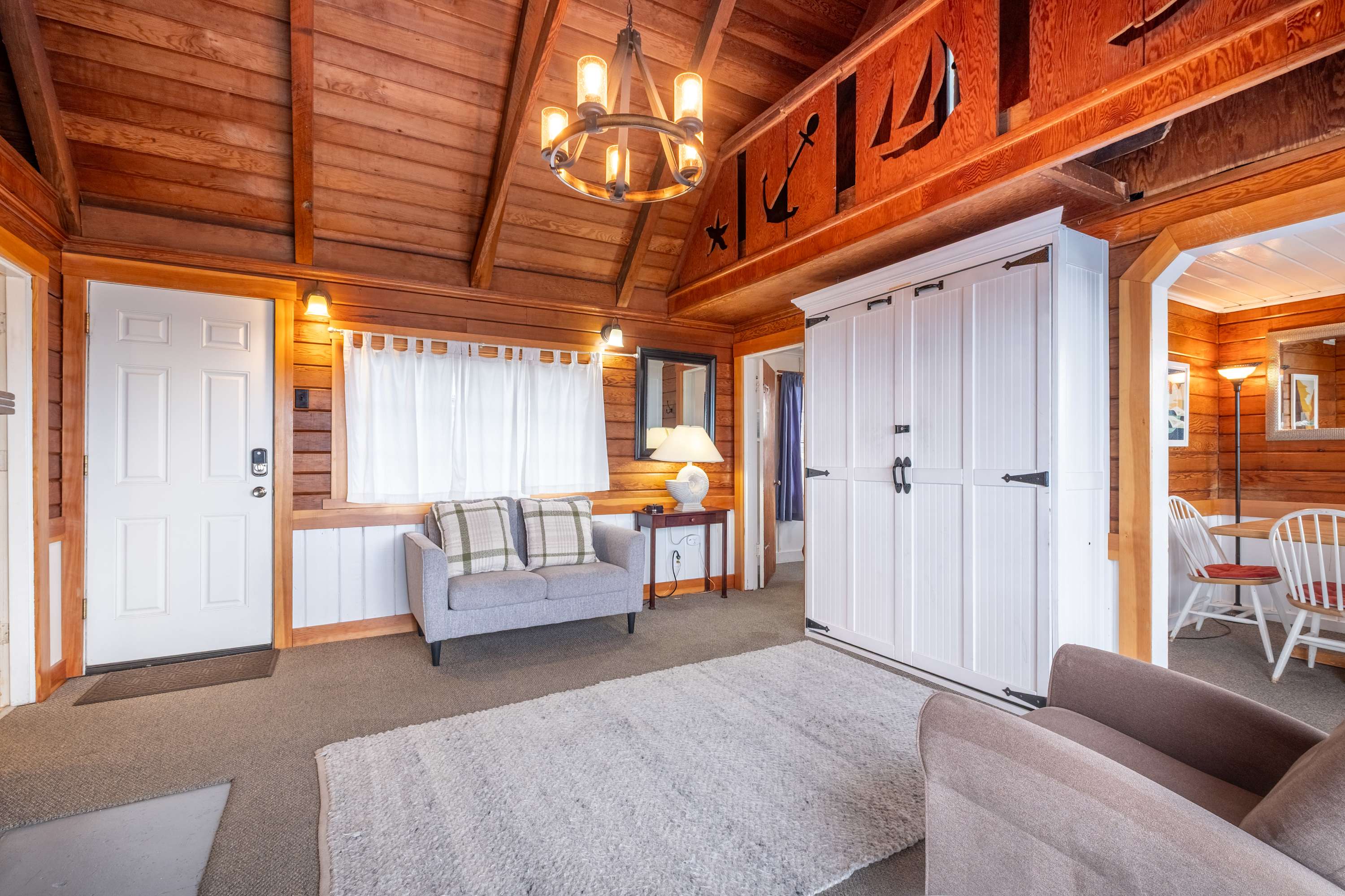 Ocean + Beach + Hot Tub | Nelscott Anchor House