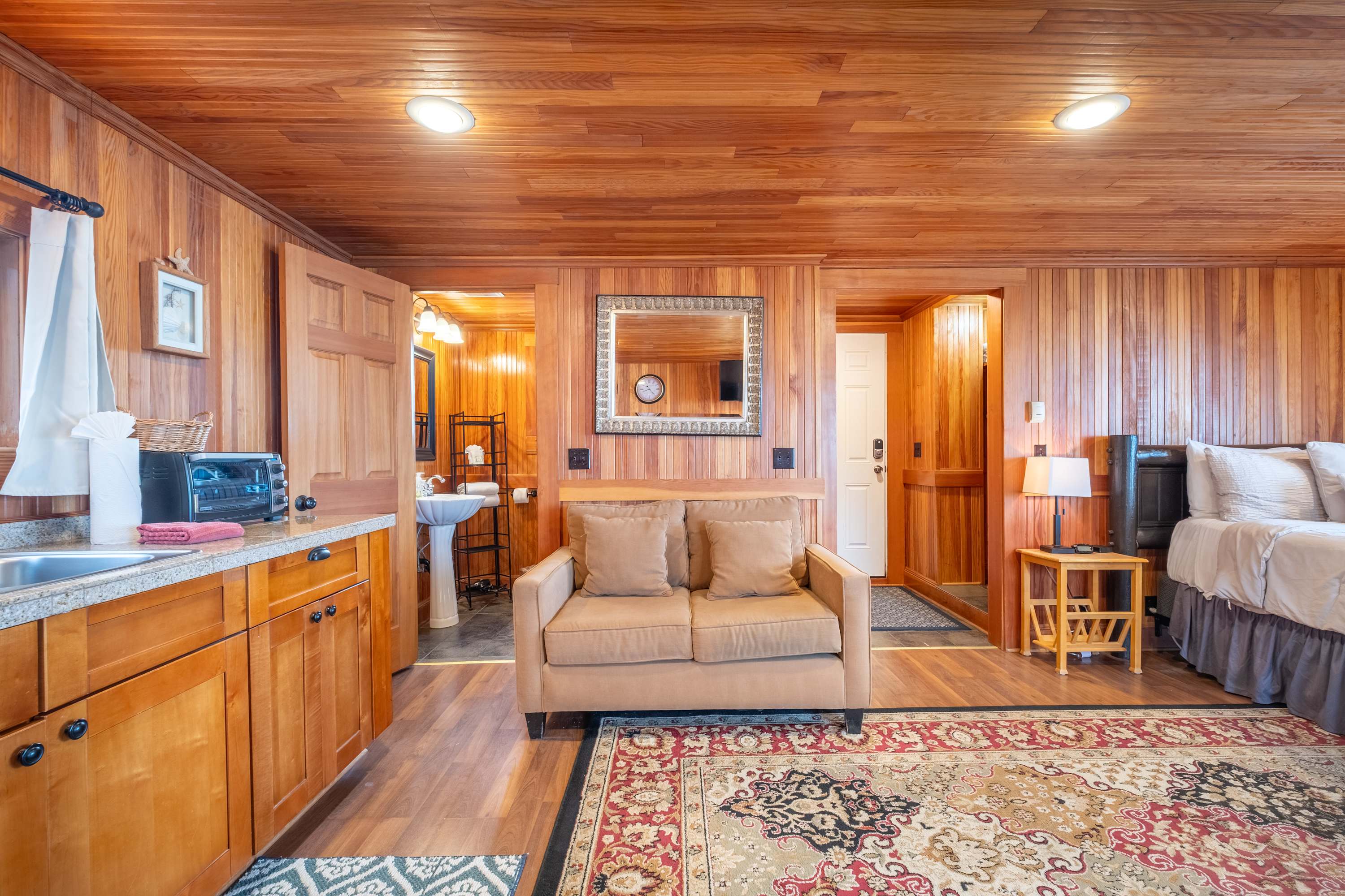 Ocean + Beach + Hot Tub | Nelscott Anchor House