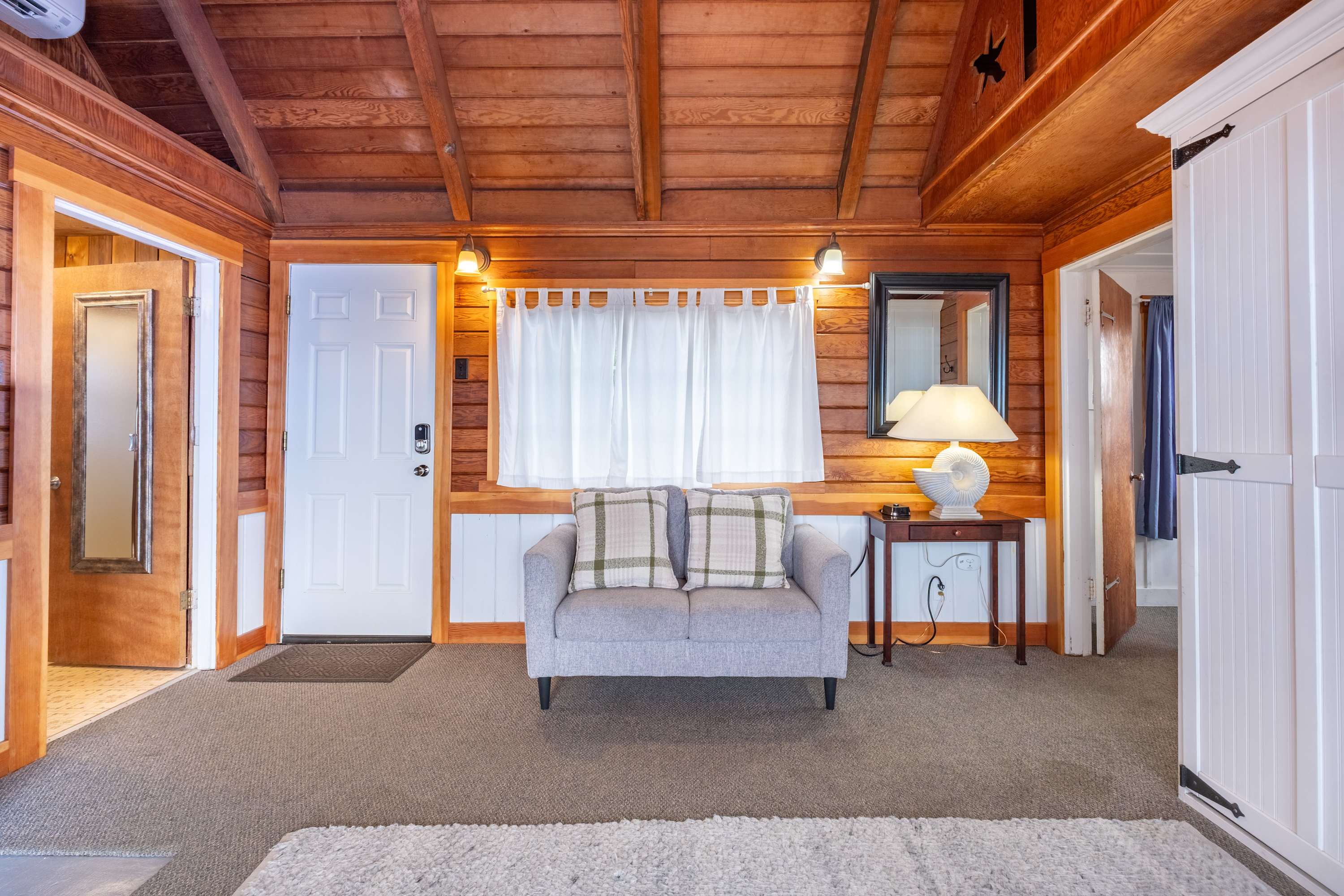 Ocean + Beach + Hot Tub | Nelscott Anchor House