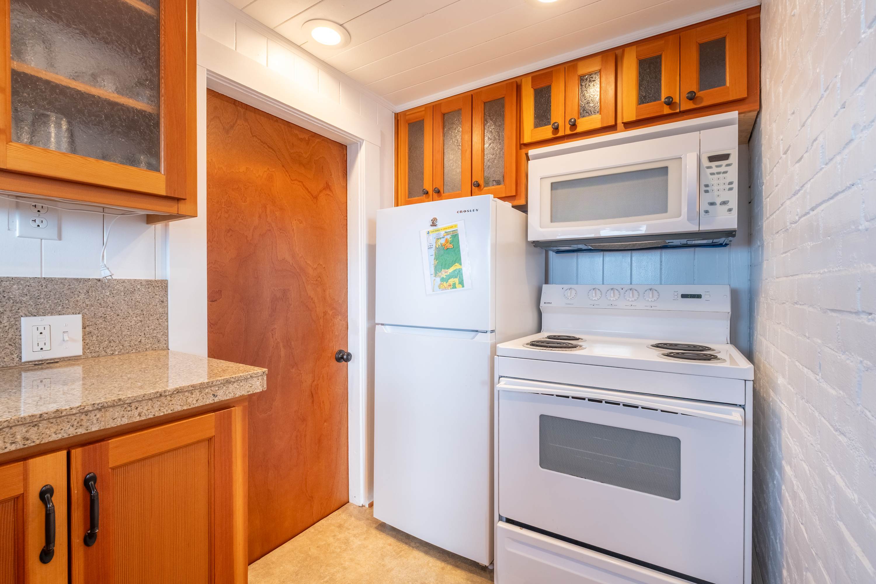 Ocean + Beach + Hot Tub | Nelscott Anchor House