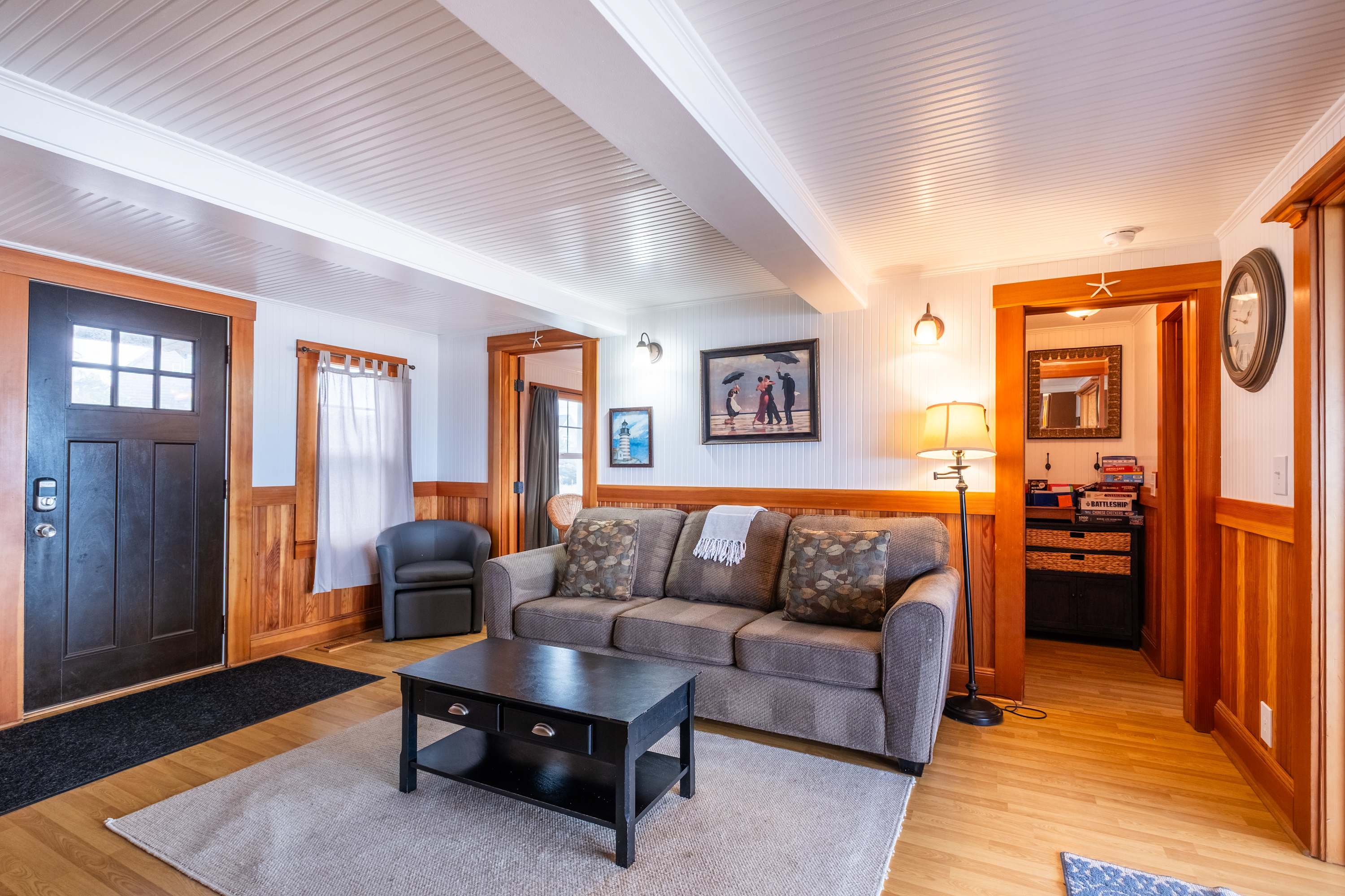 Ocean + Beach + Hot Tub | Nelscott Anchor House