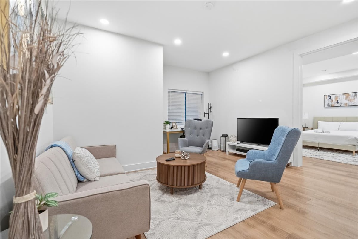 New 1B Basement | Private & Stylish and Wifi in DC