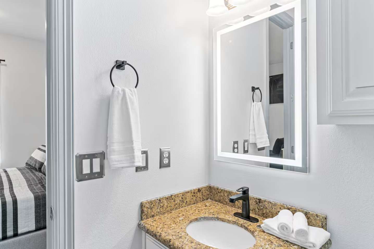 Modern Beachside Condo w Pool South Padre Island | Photo 16